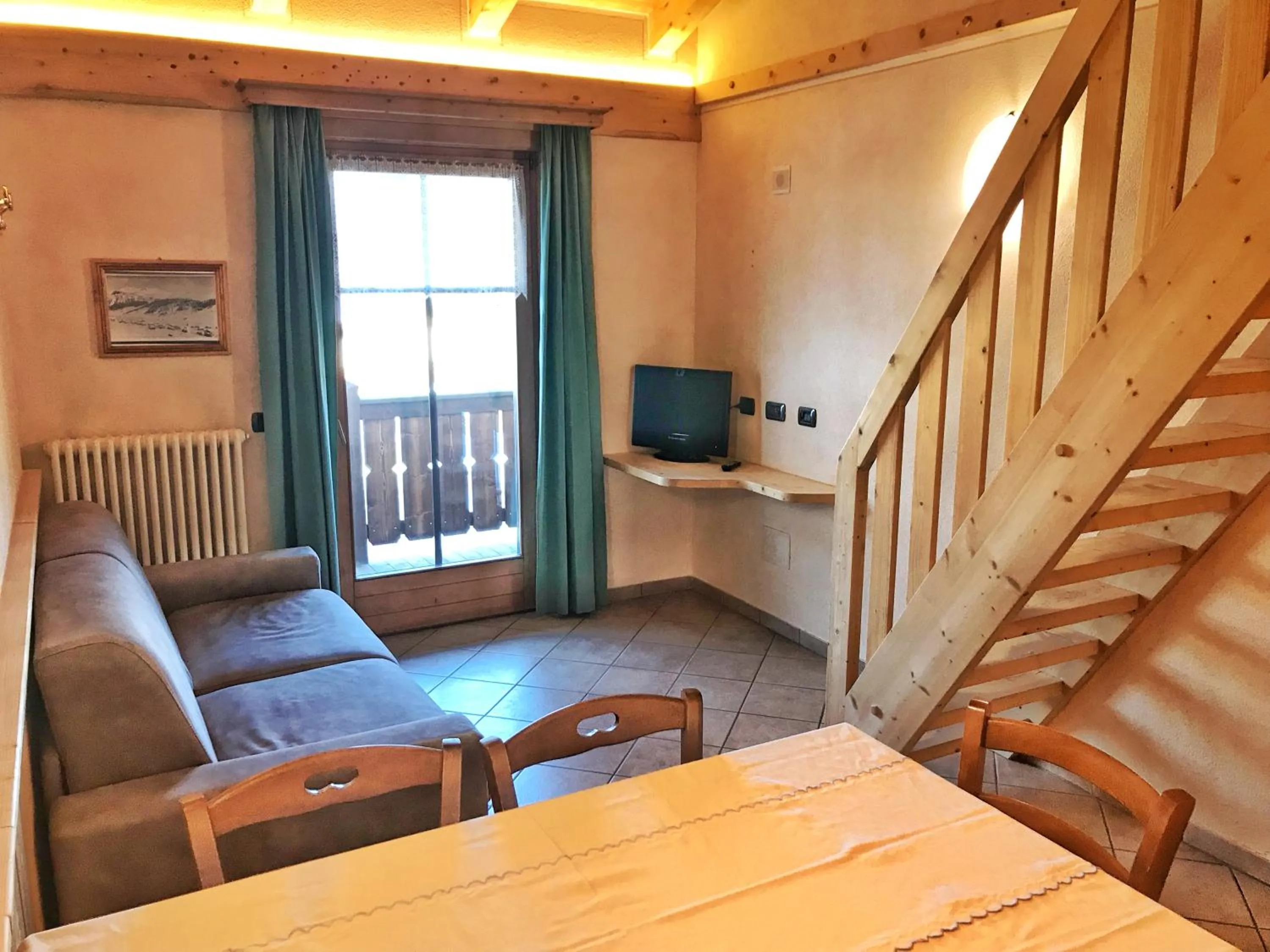 TV and multimedia in Bait Ables