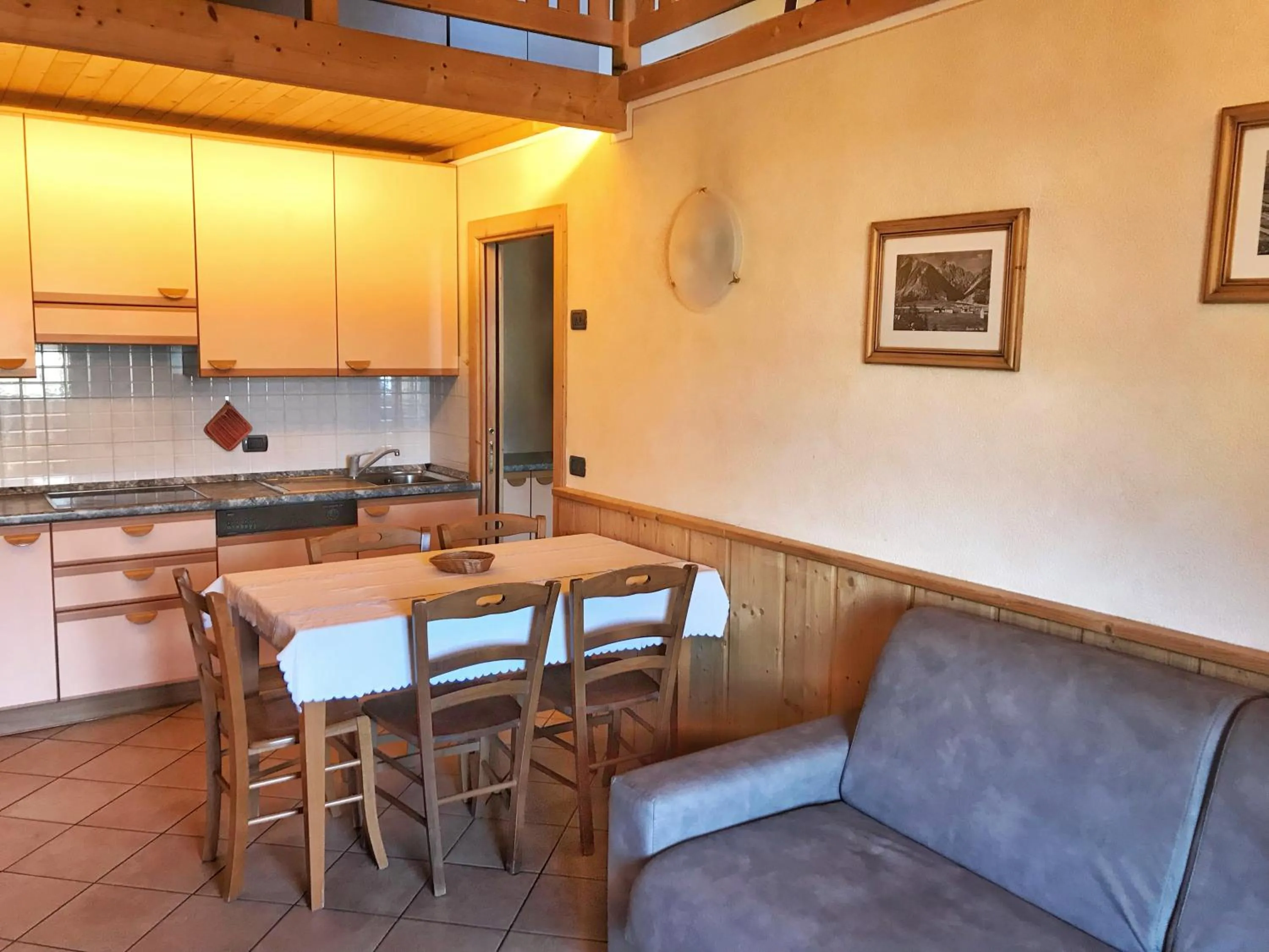 TV and multimedia in Bait Ables