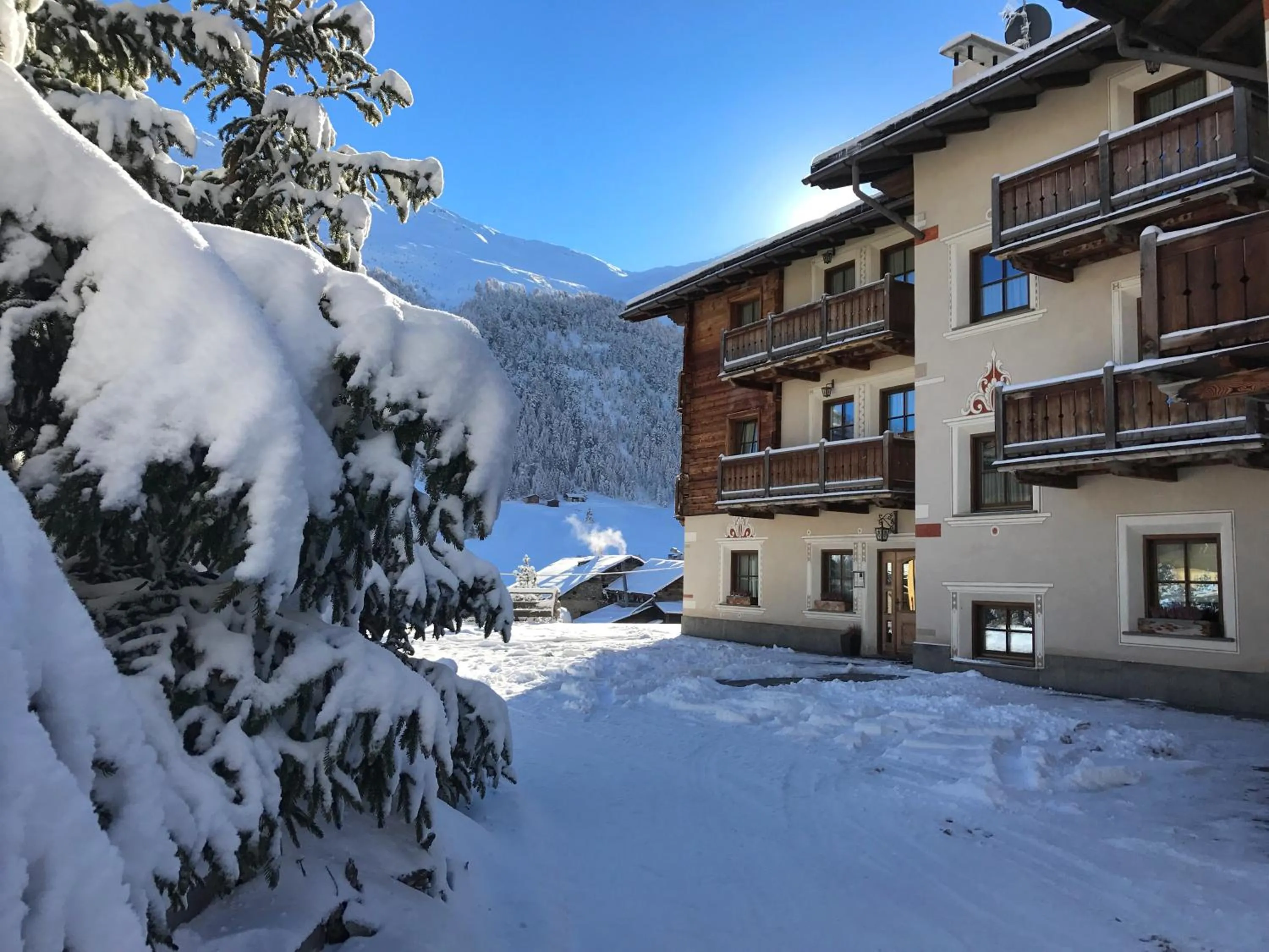 Property building in Bait Ables