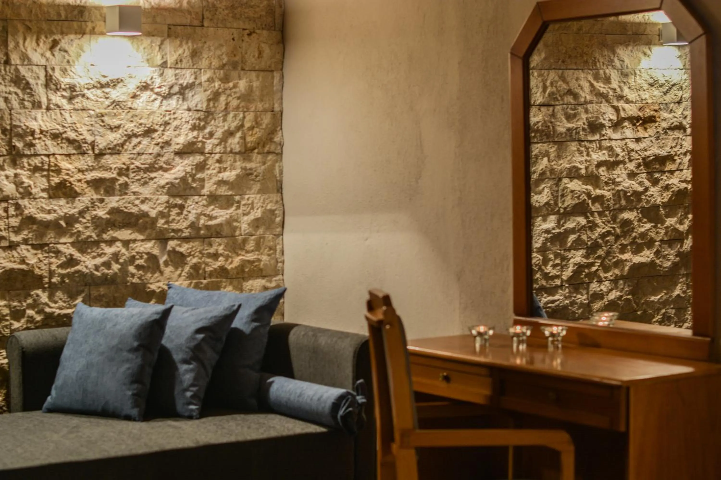 Decorative detail in Naoussa Mountain Resort