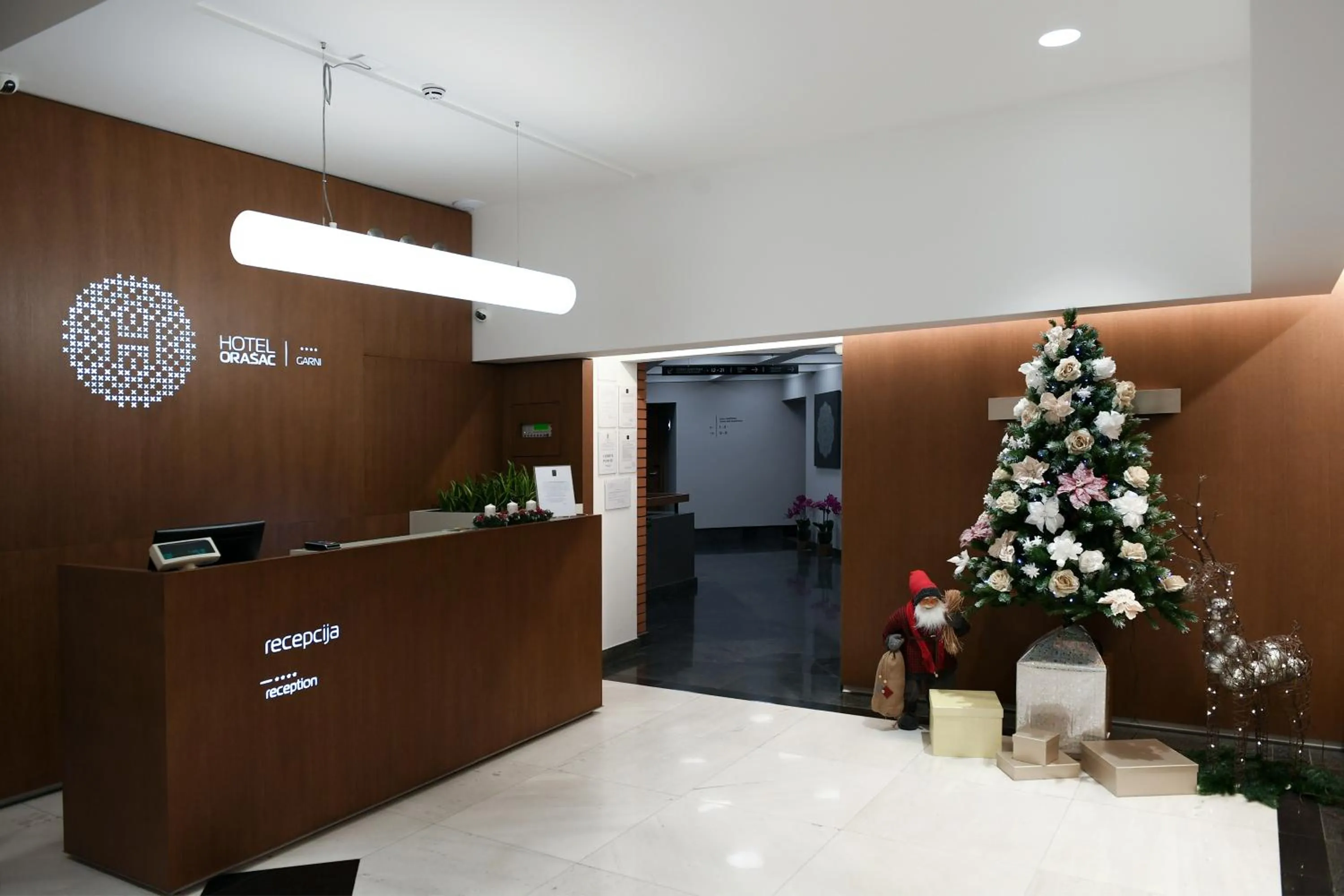 Night in Hotel Orasac Garni