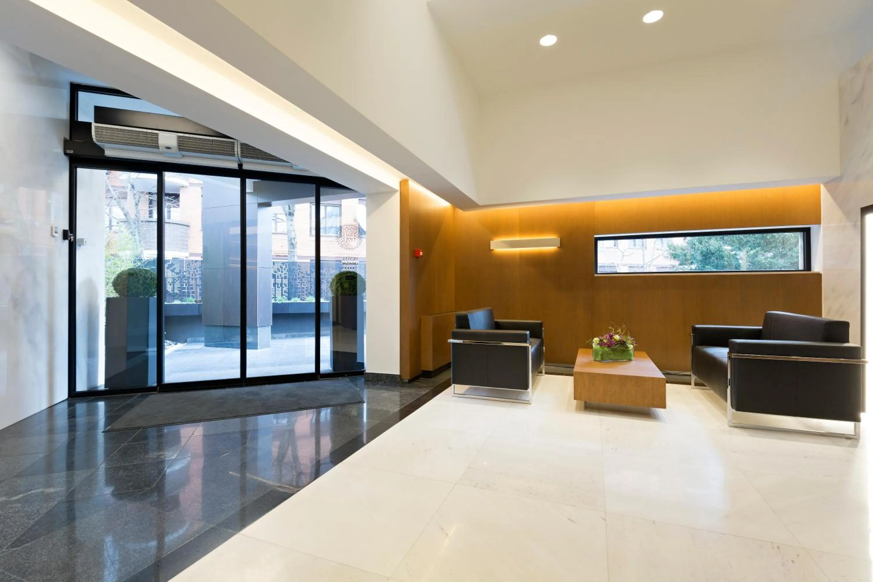 Lobby or reception in Hotel Orasac Garni