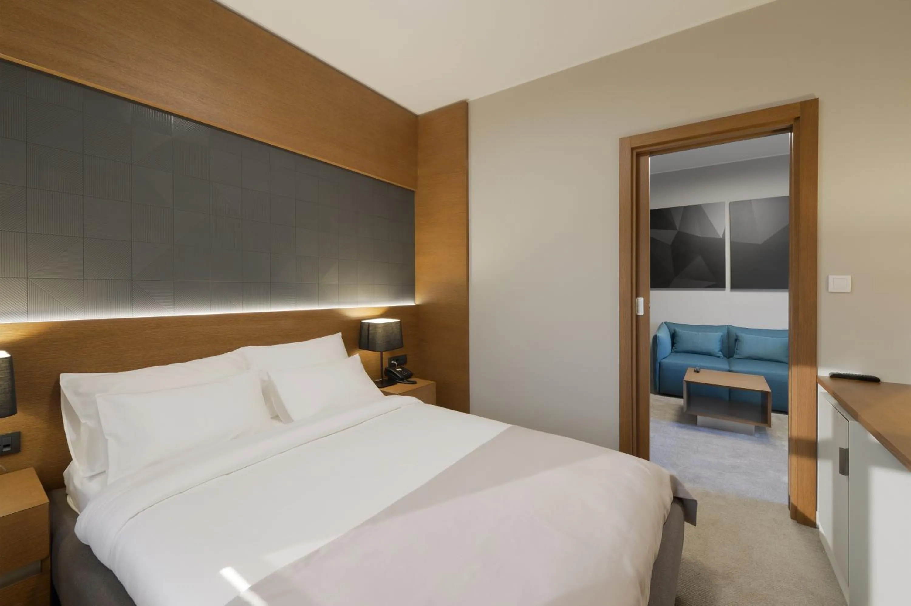 Living room, Bed in Hotel Orasac Garni