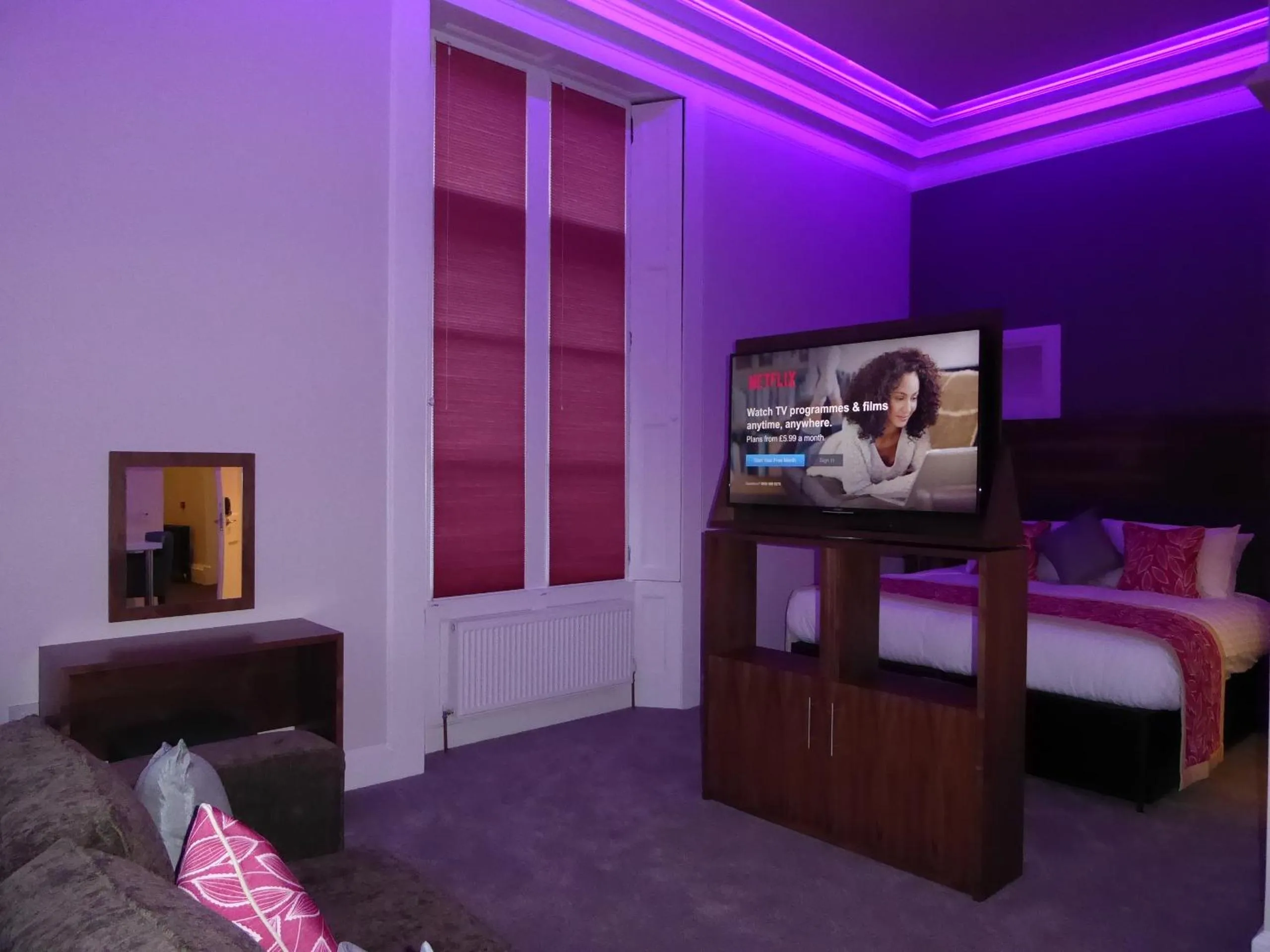 Bedroom, Bed in Court Residence Aparthotel