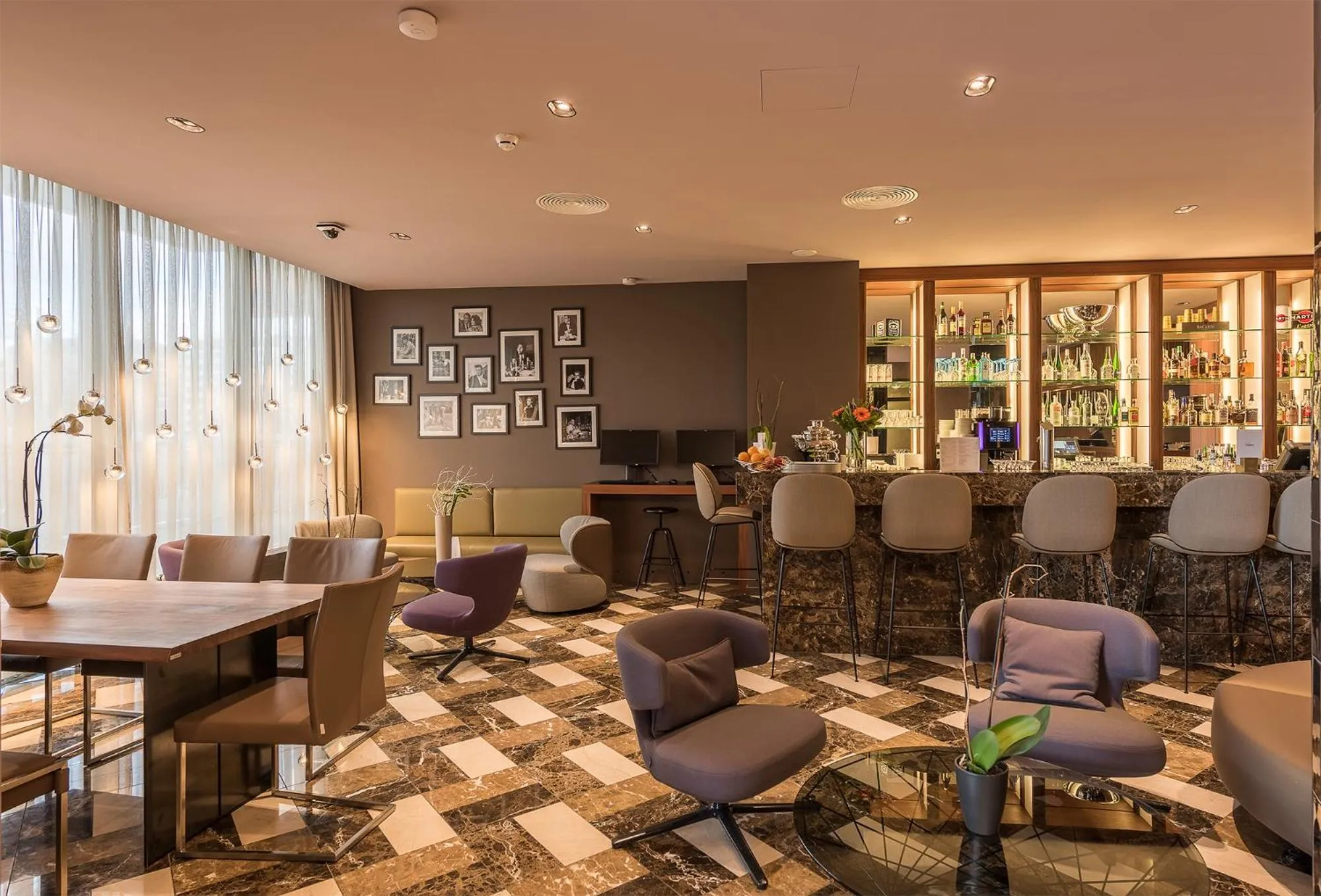 Lounge or bar in The Frankfurt