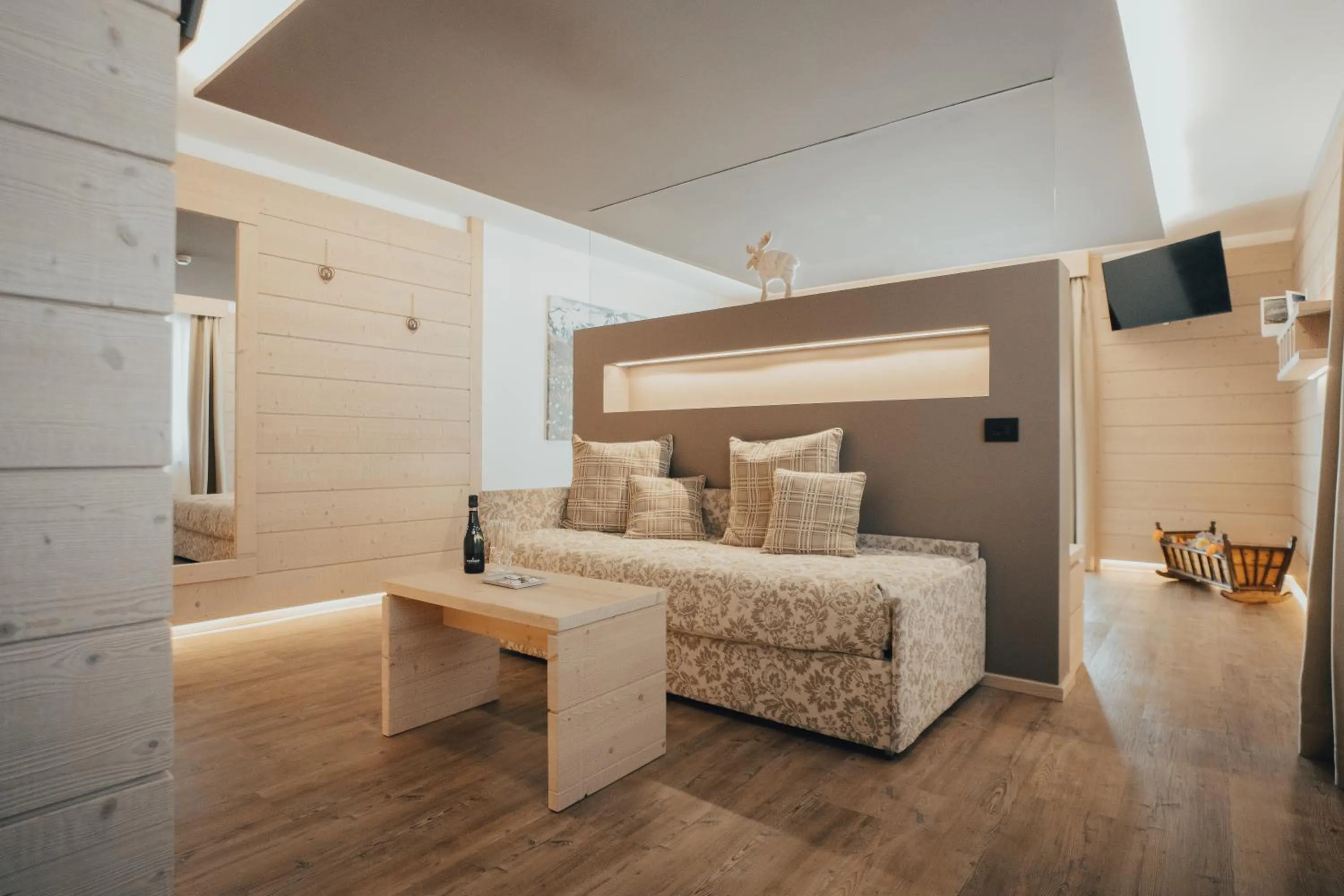 Seating area, Bed in Hotel Bezzi