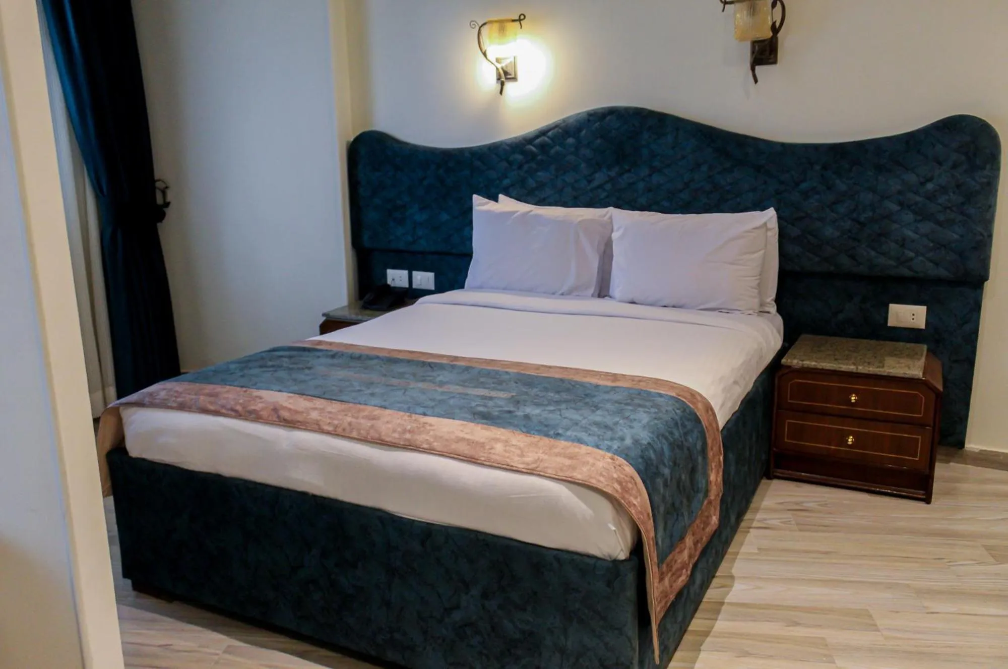 Bed in Hor Moheb Hotel