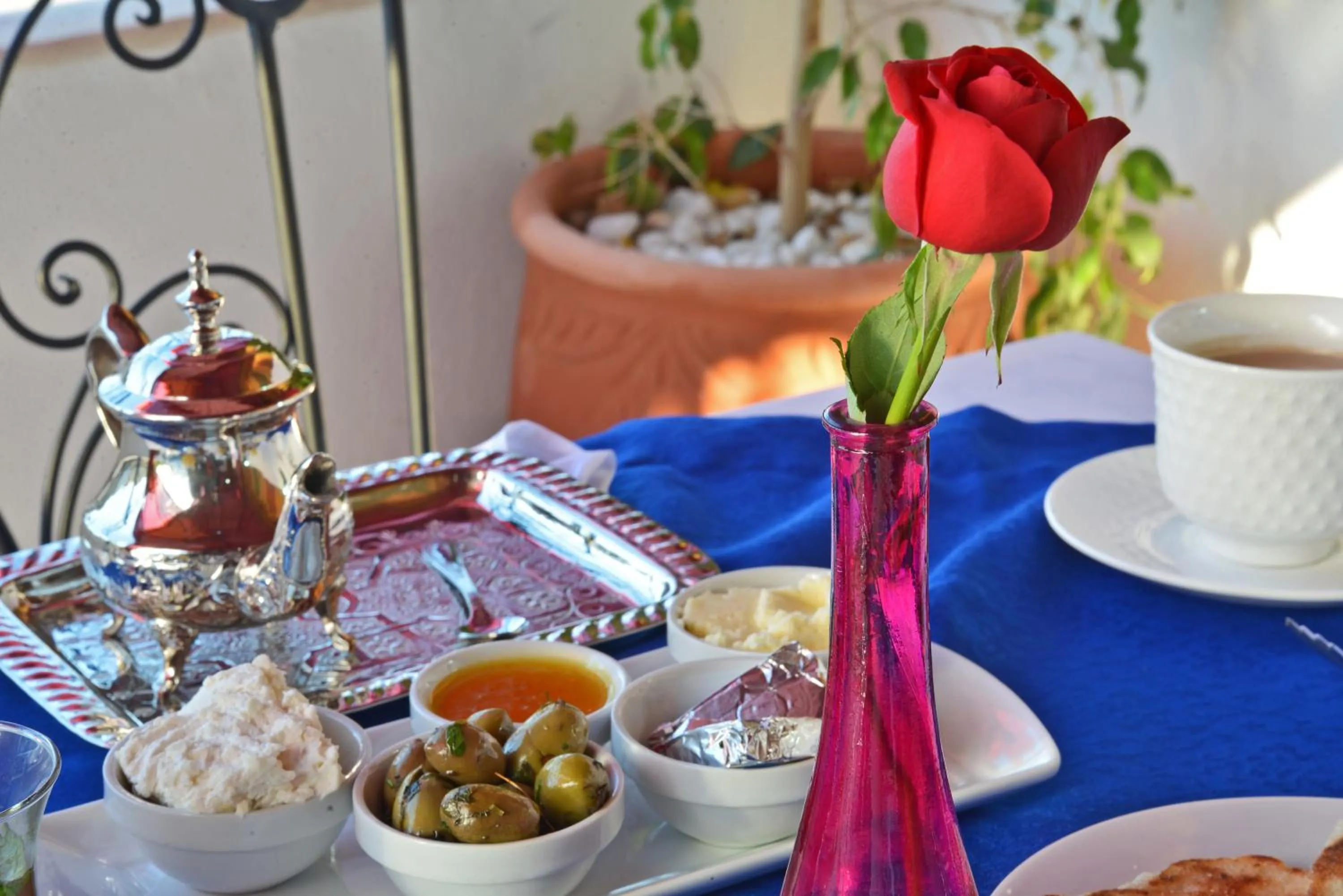Breakfast in BLUE SKY Hôtel