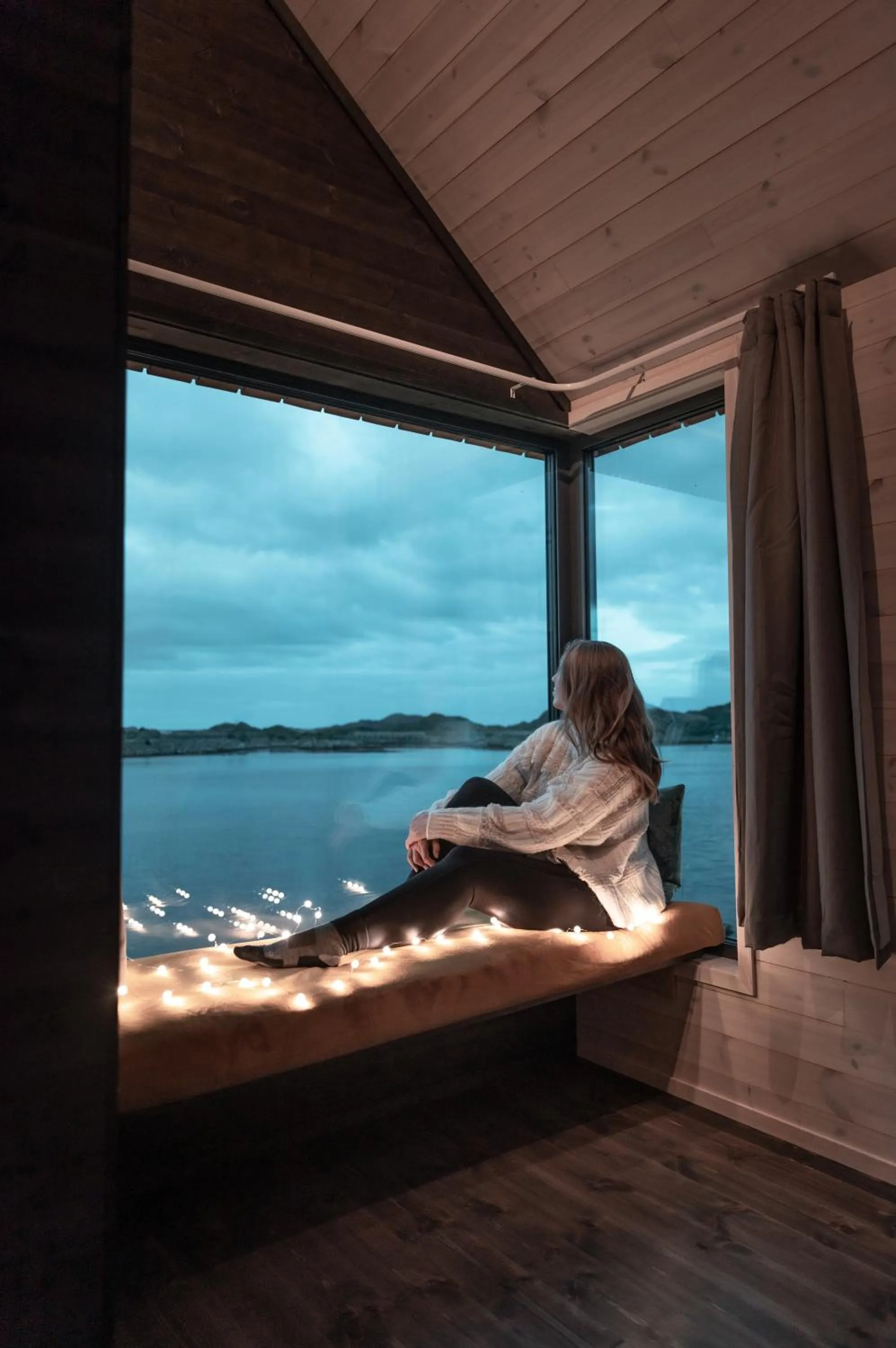 Seating area in Hattvika Lodge