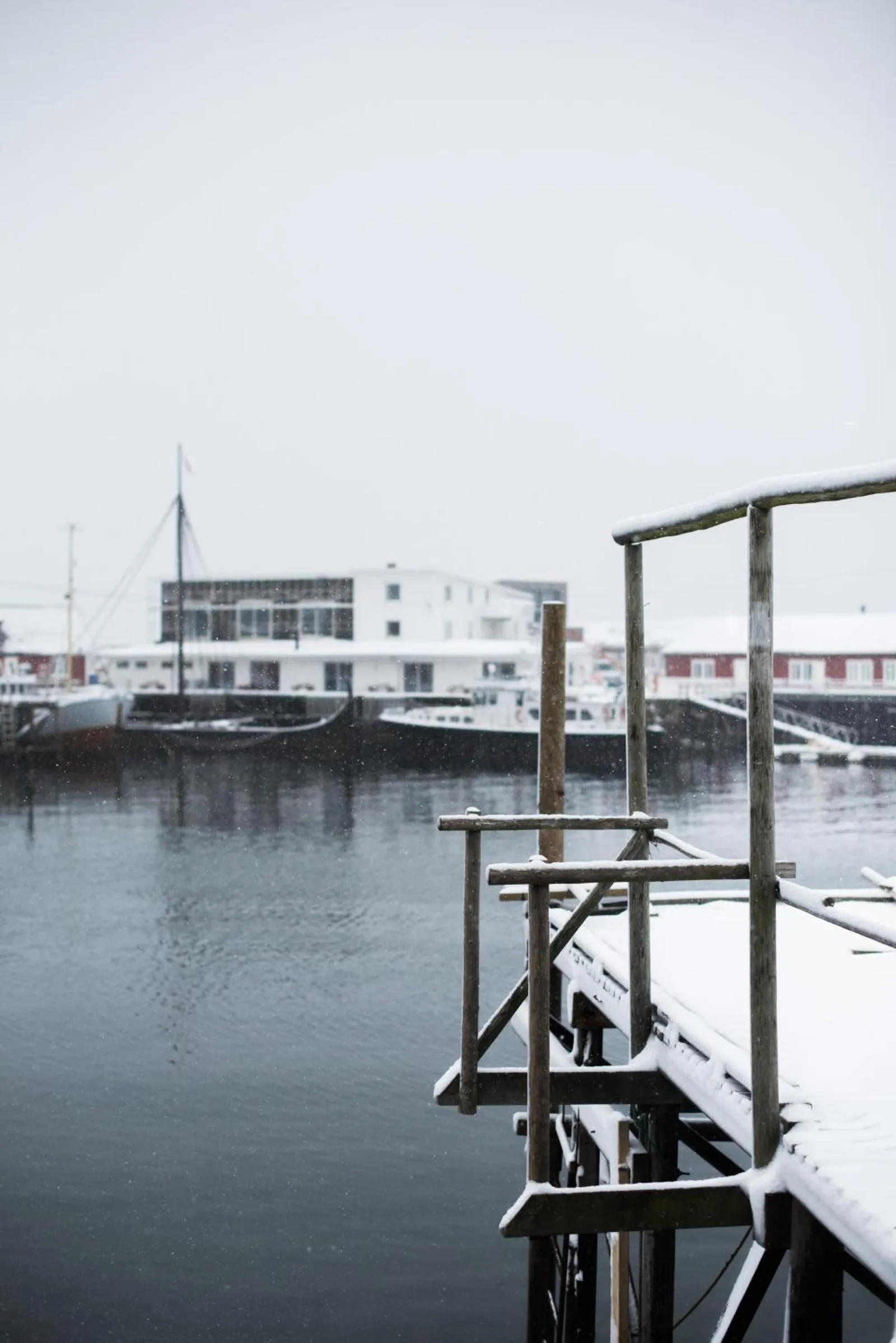 Day in Hattvika Lodge