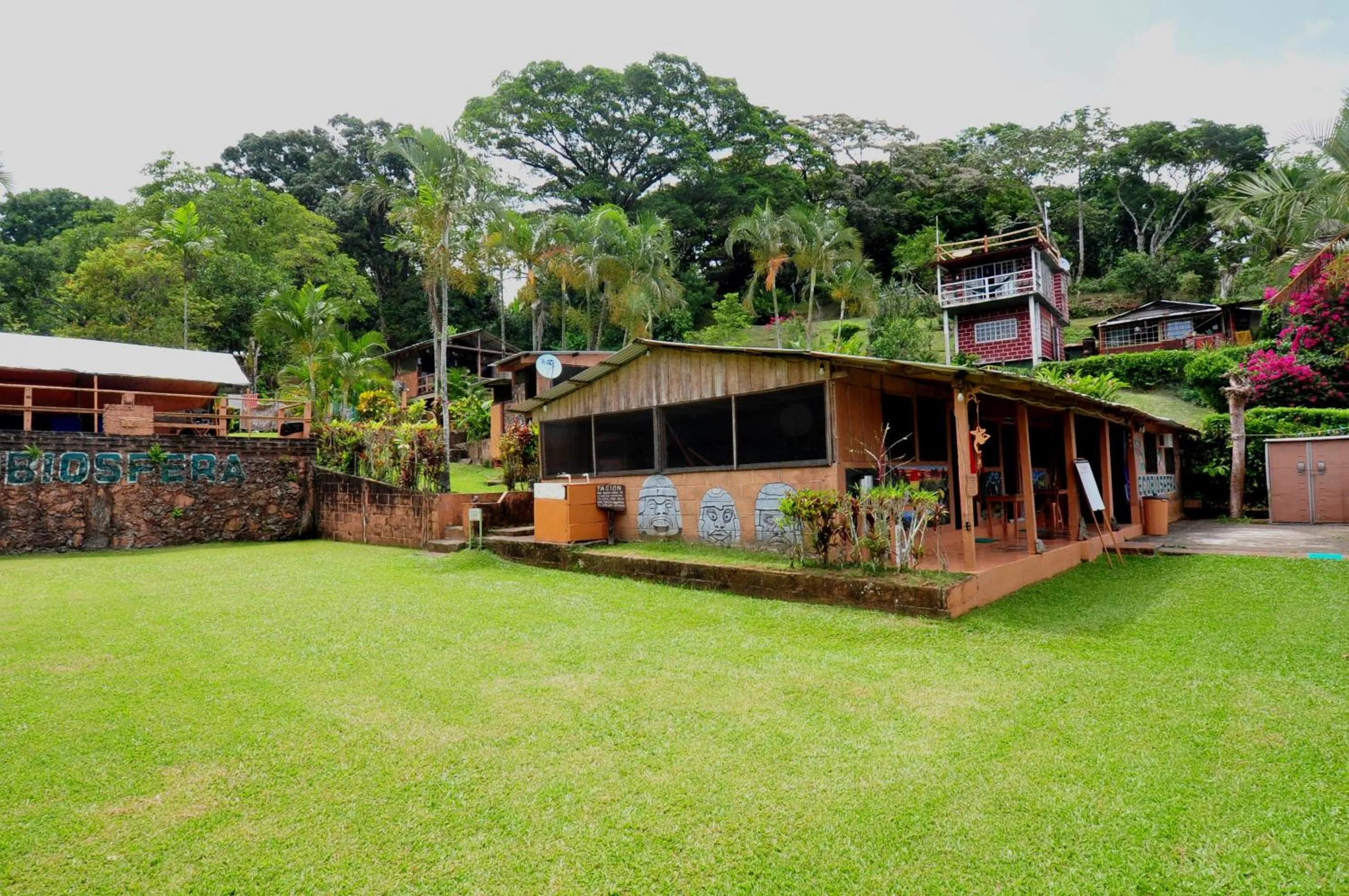 Property Building in Ecobiosfera