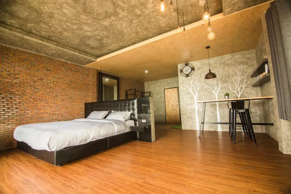 Photo of the whole room, Bed in Bed Loft Cafe