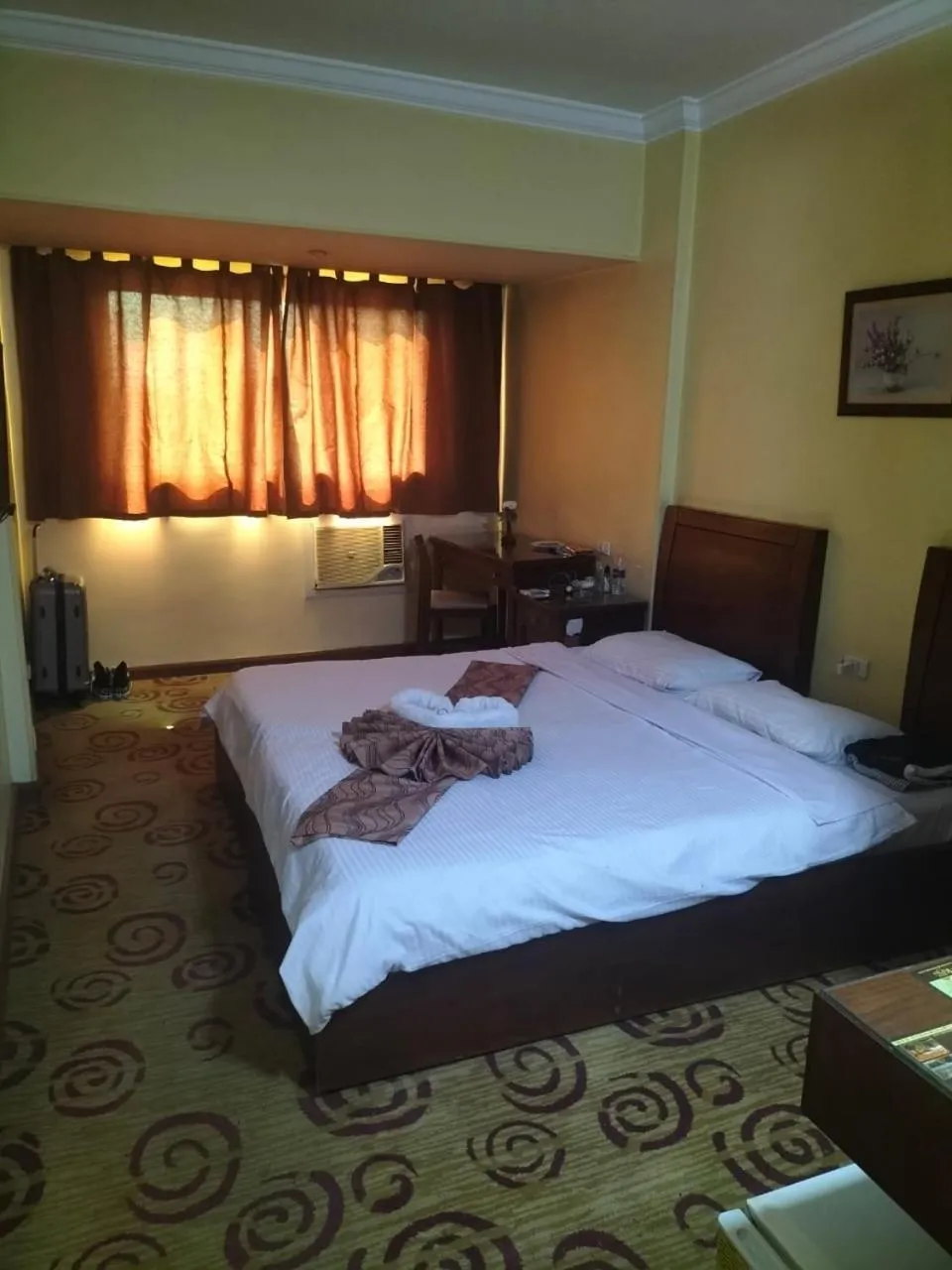 Bed in King Hotel Cairo