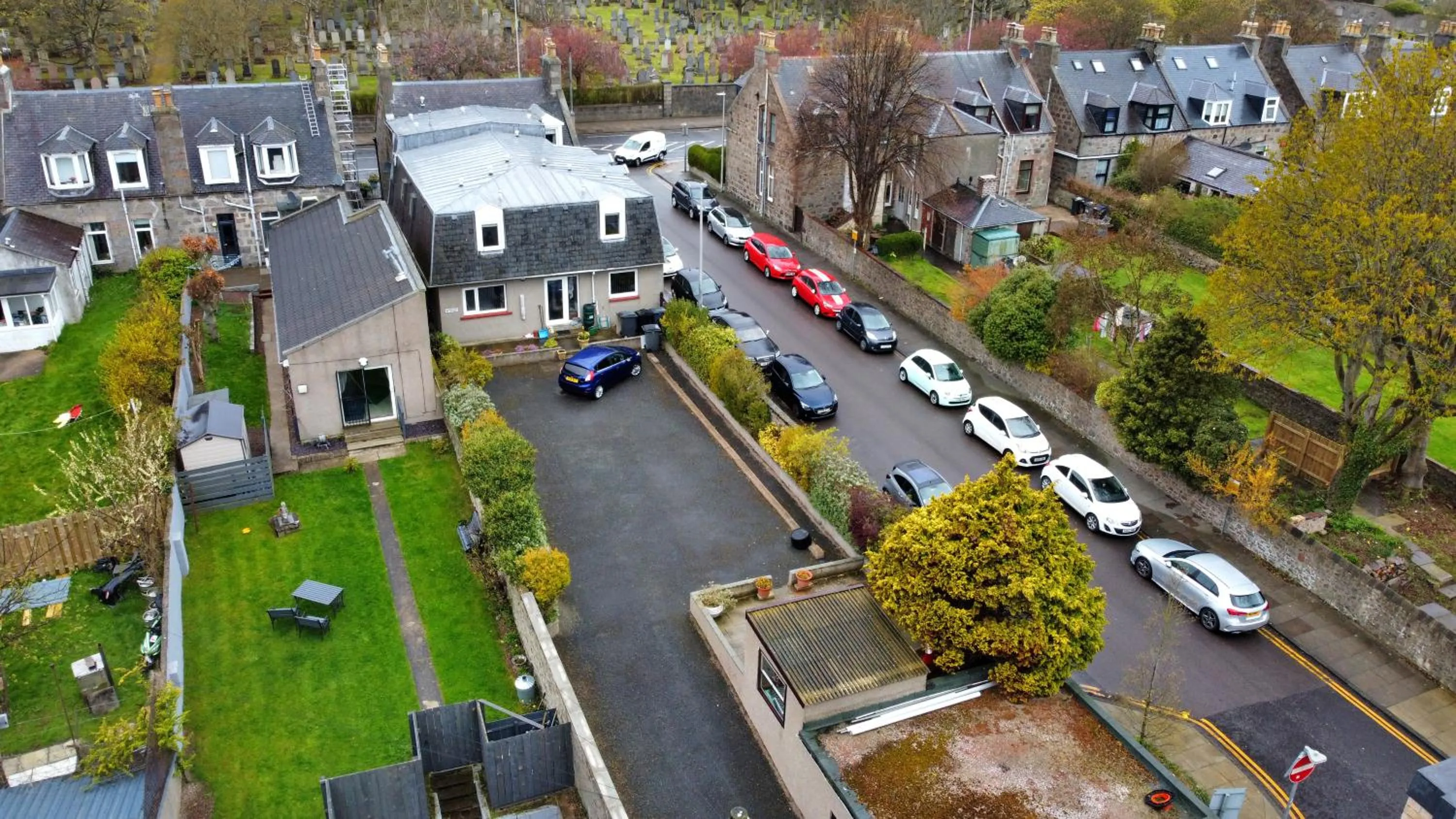 Parking in The Jays Guest House