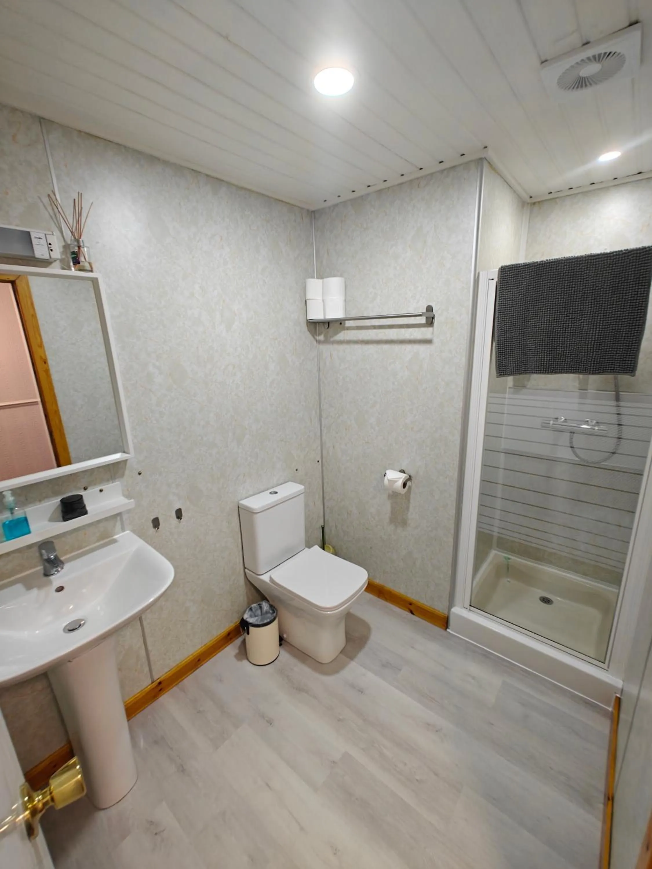 Bathroom in The Jays Guest House