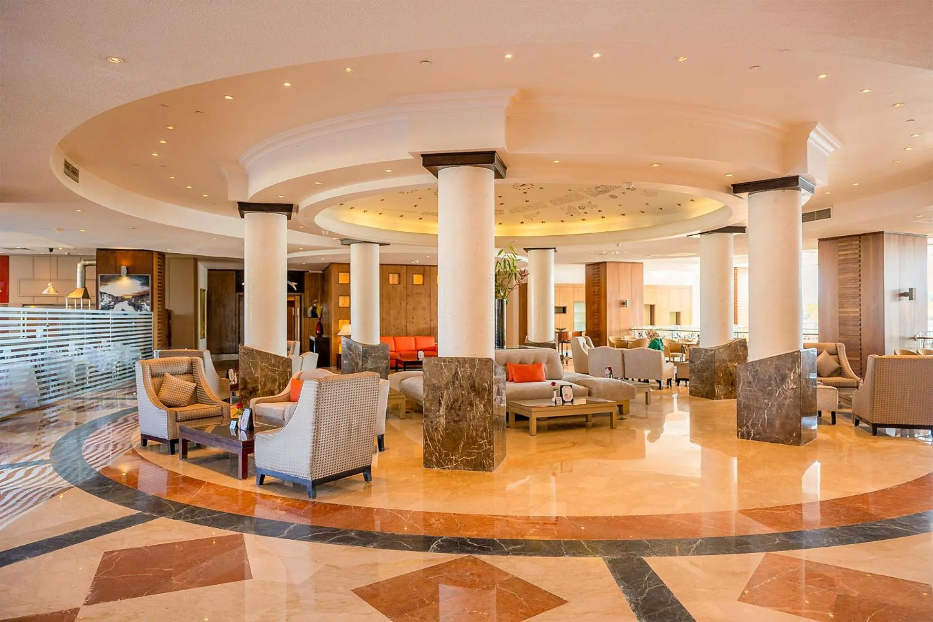 Lobby or reception in Helnan Royal Palestine Hotel - Montazah Gardens