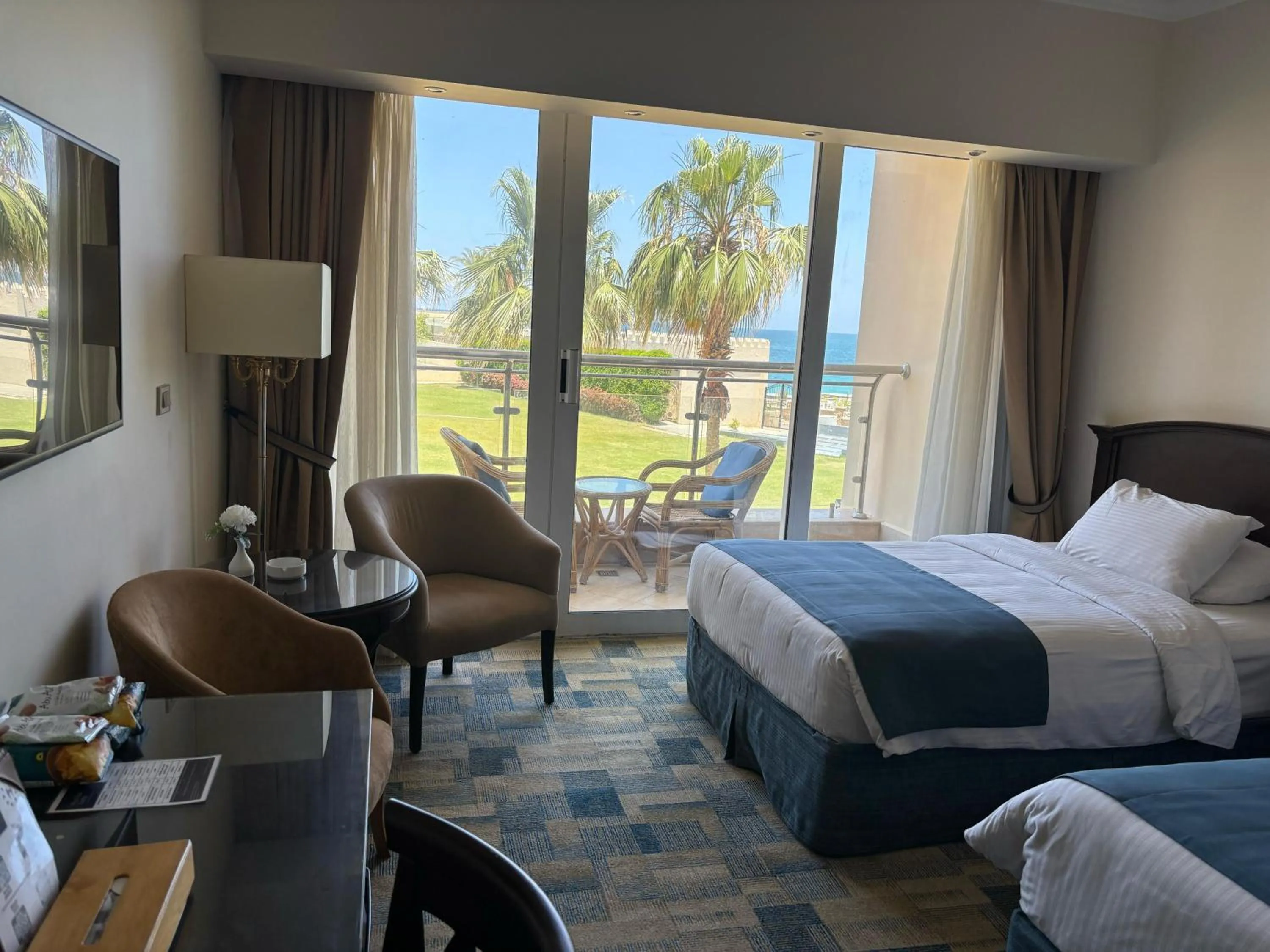 Bed in Helnan Royal Palestine Hotel - Montazah Gardens