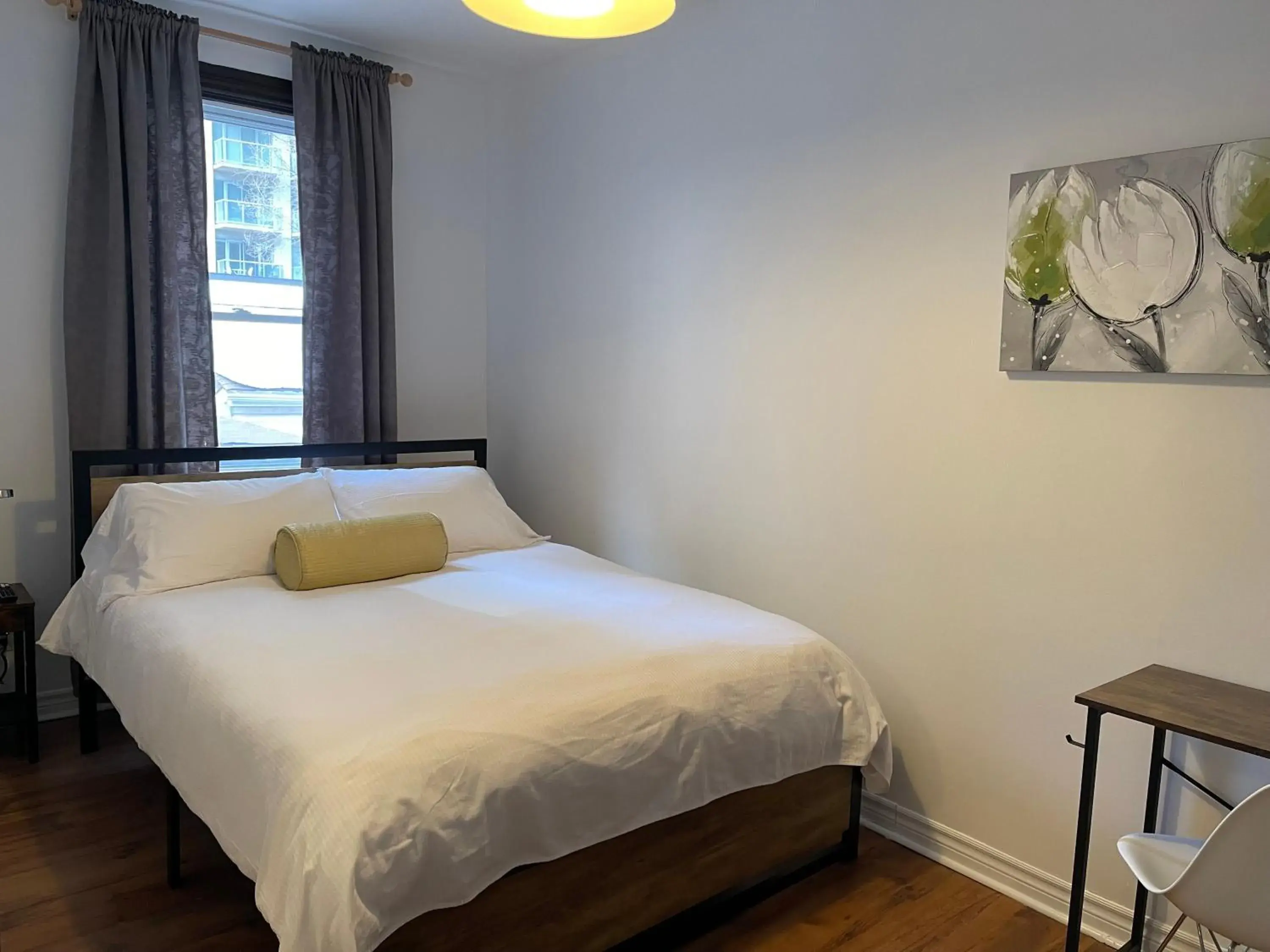 Standard Queen Room in Barefoot Inn Standard Queen Room in Barefoot Inn