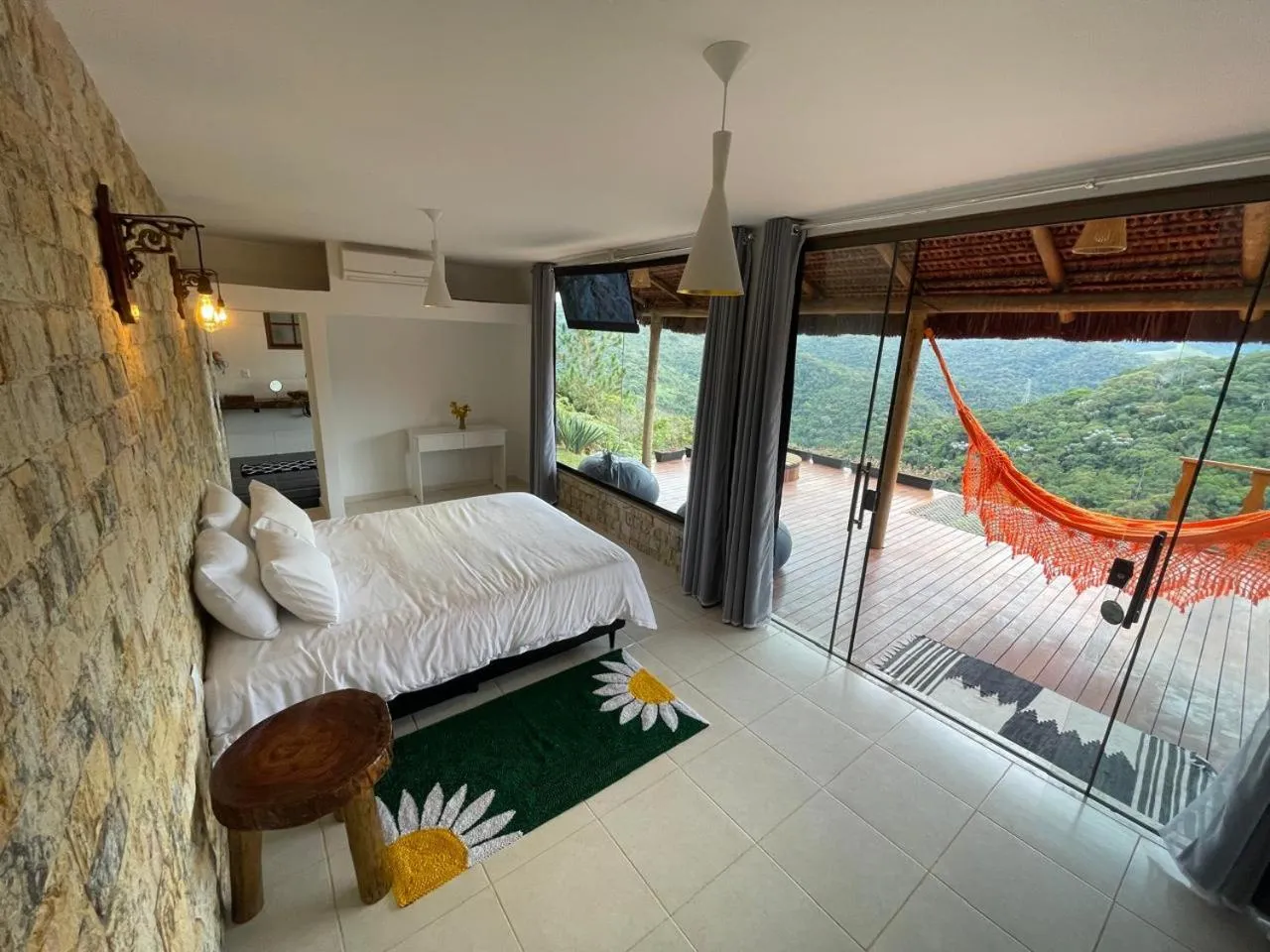 Bed in Pousada R.N.C. Nosso Paraíso