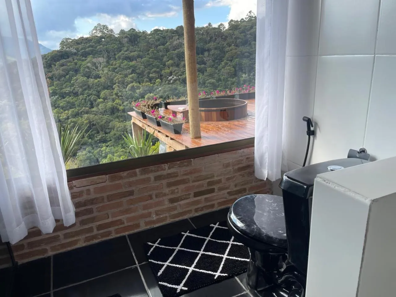 Pousada R.N.C. Nosso Paraíso