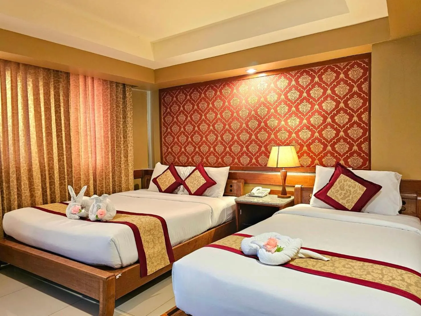 Bed in Boutique City Hotel