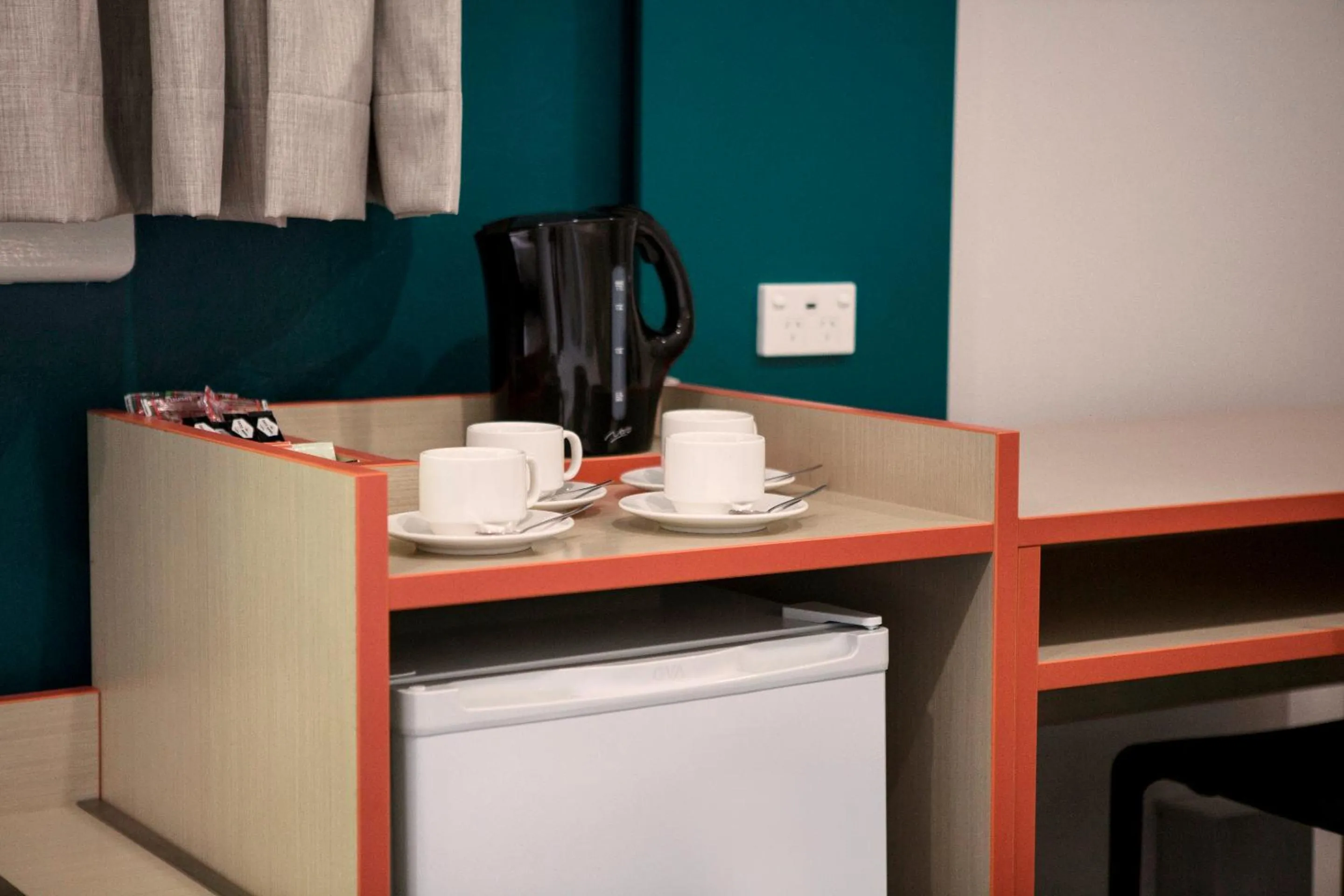 Coffee/tea facilities in Greenacre Hotel