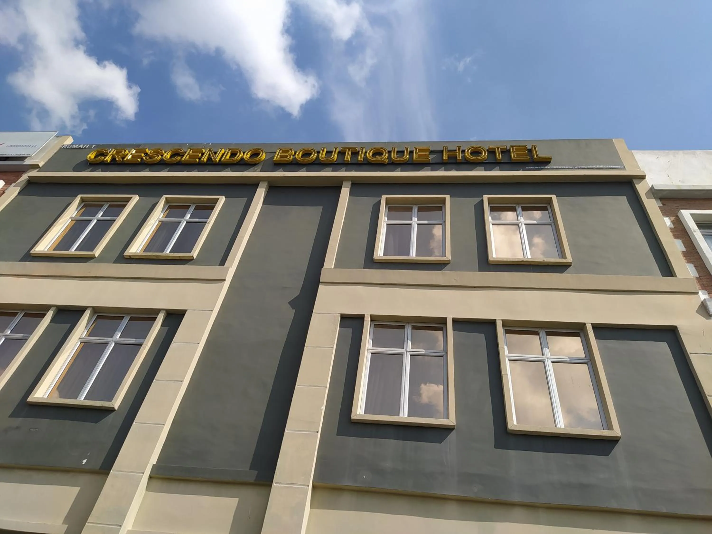 Property building in Crescendo Boutique Hotel