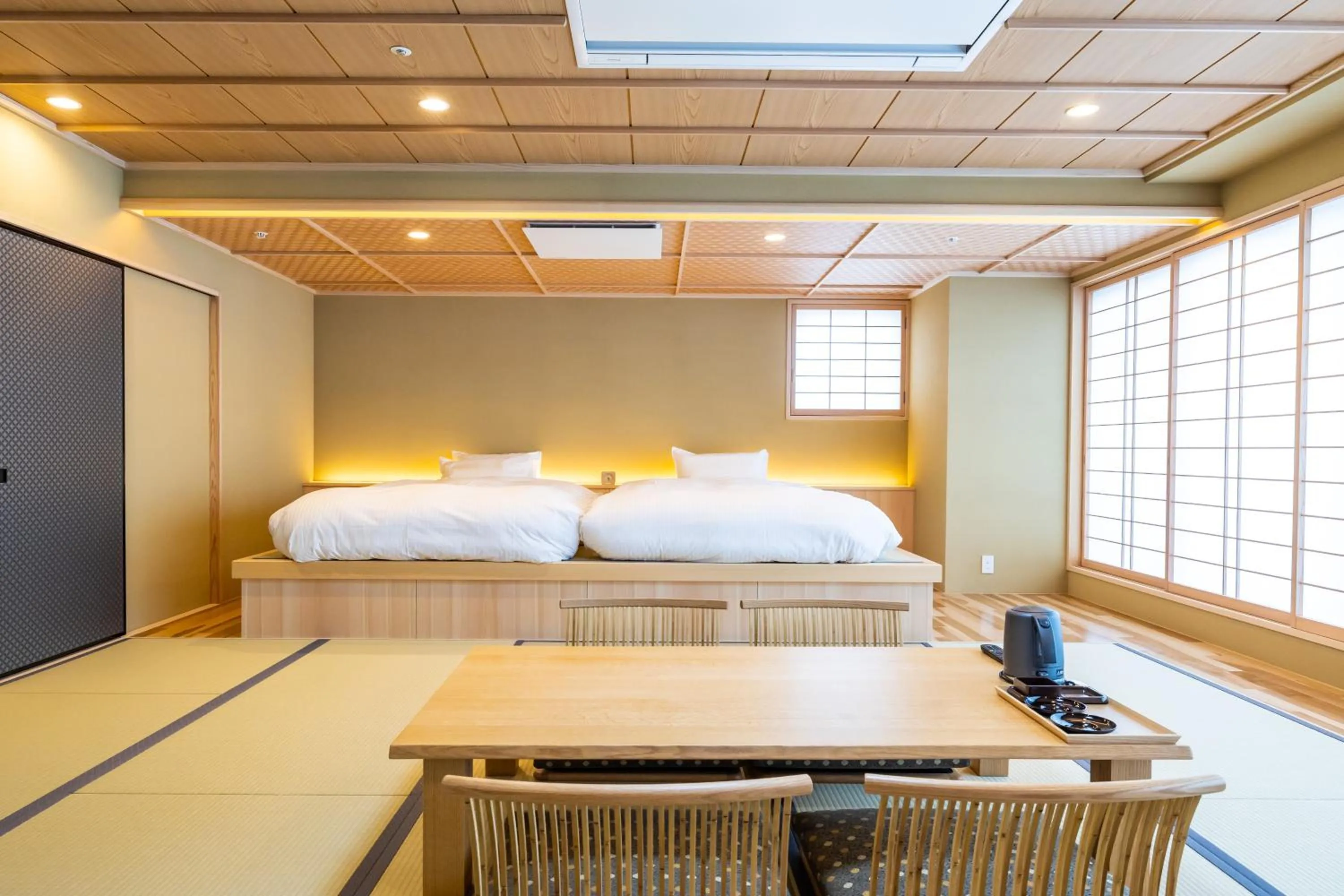 Photo of the whole room, Bed in Ryokan Ginkaku Kyoto