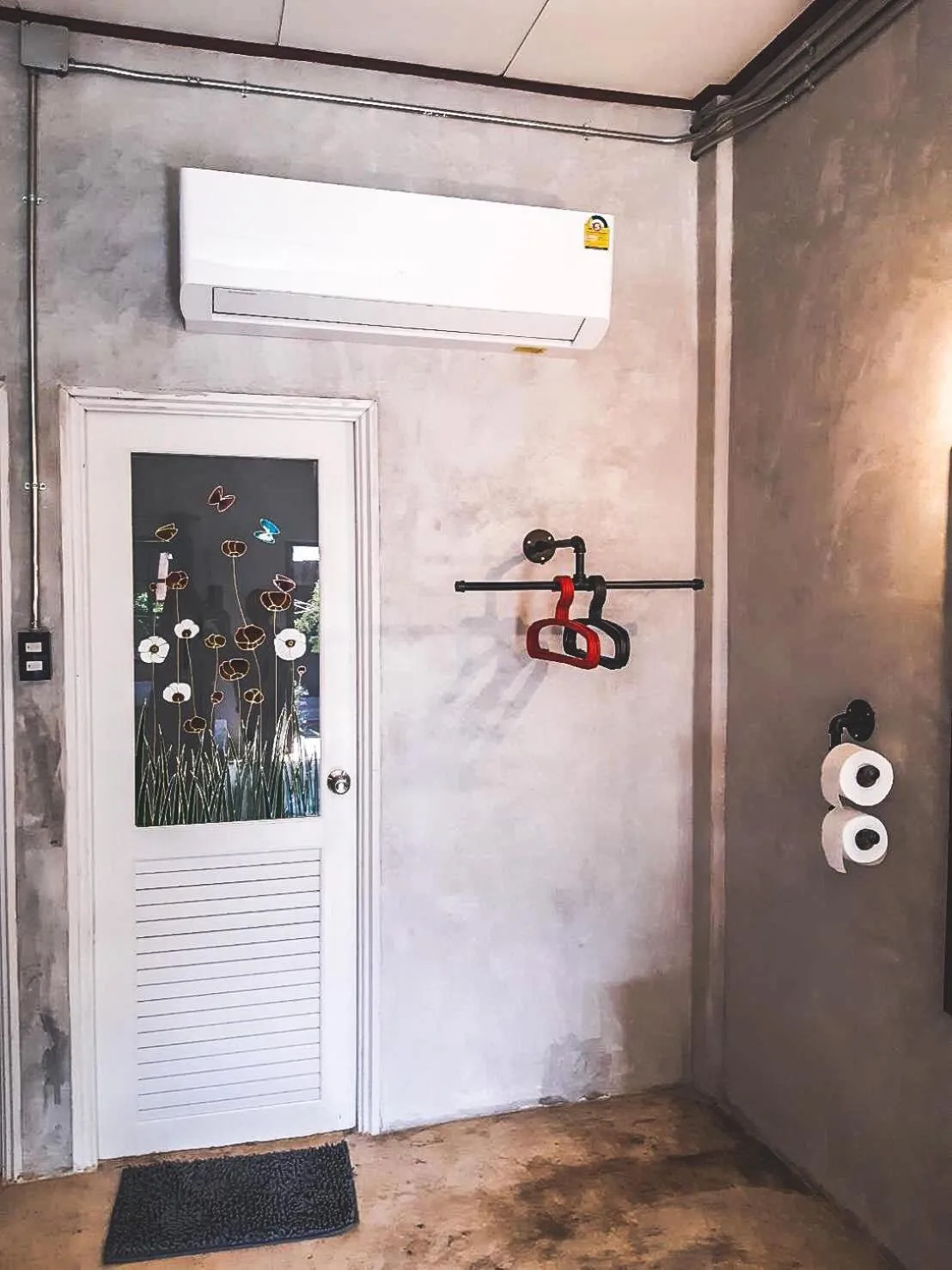 Photo of the whole room in Samanta By The Sea