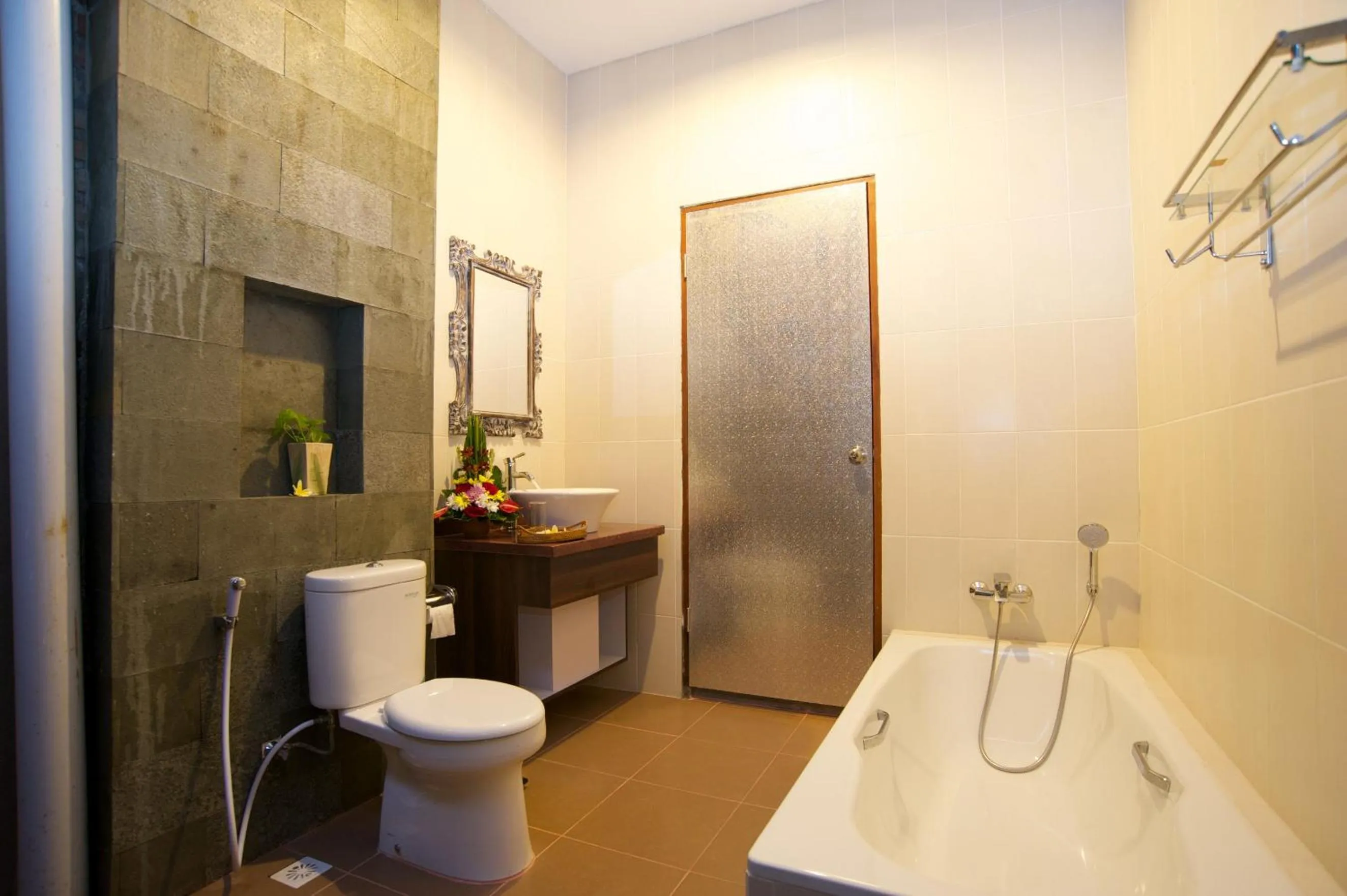 Toilet in Saka Village Resort Ubud