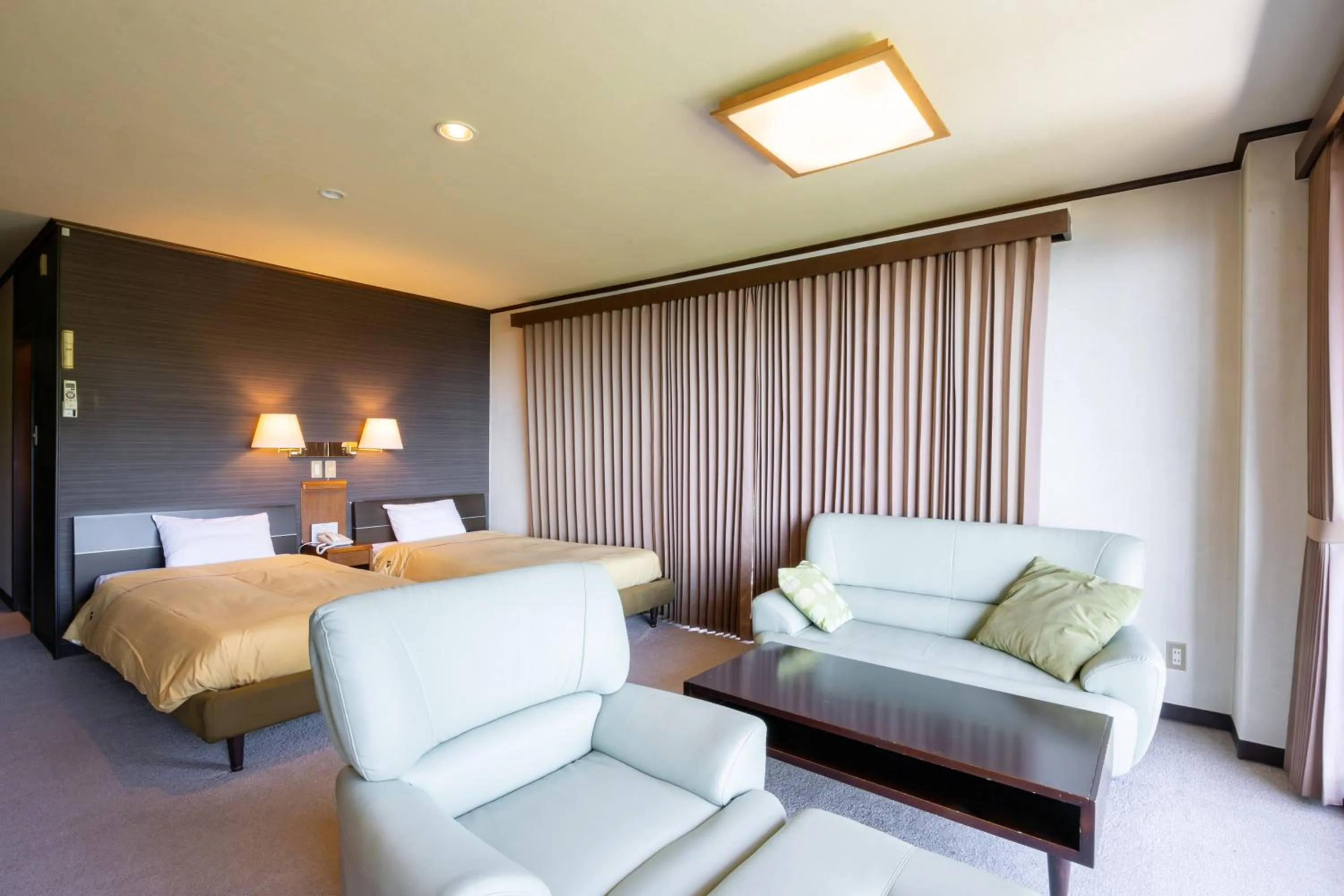 Bed in Atagawa Prince Hotel