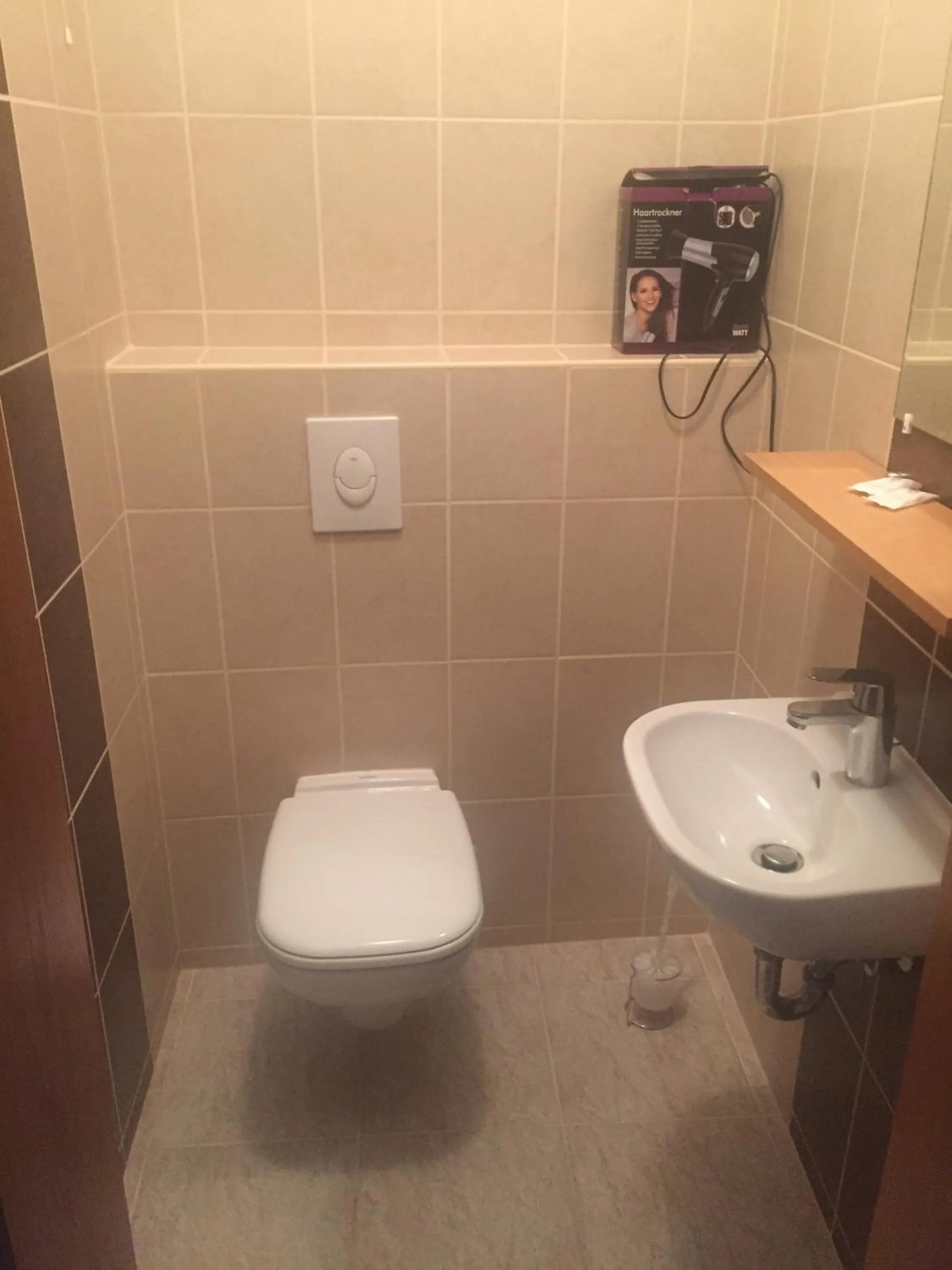 Toilet in Jasmin Privatzimmer