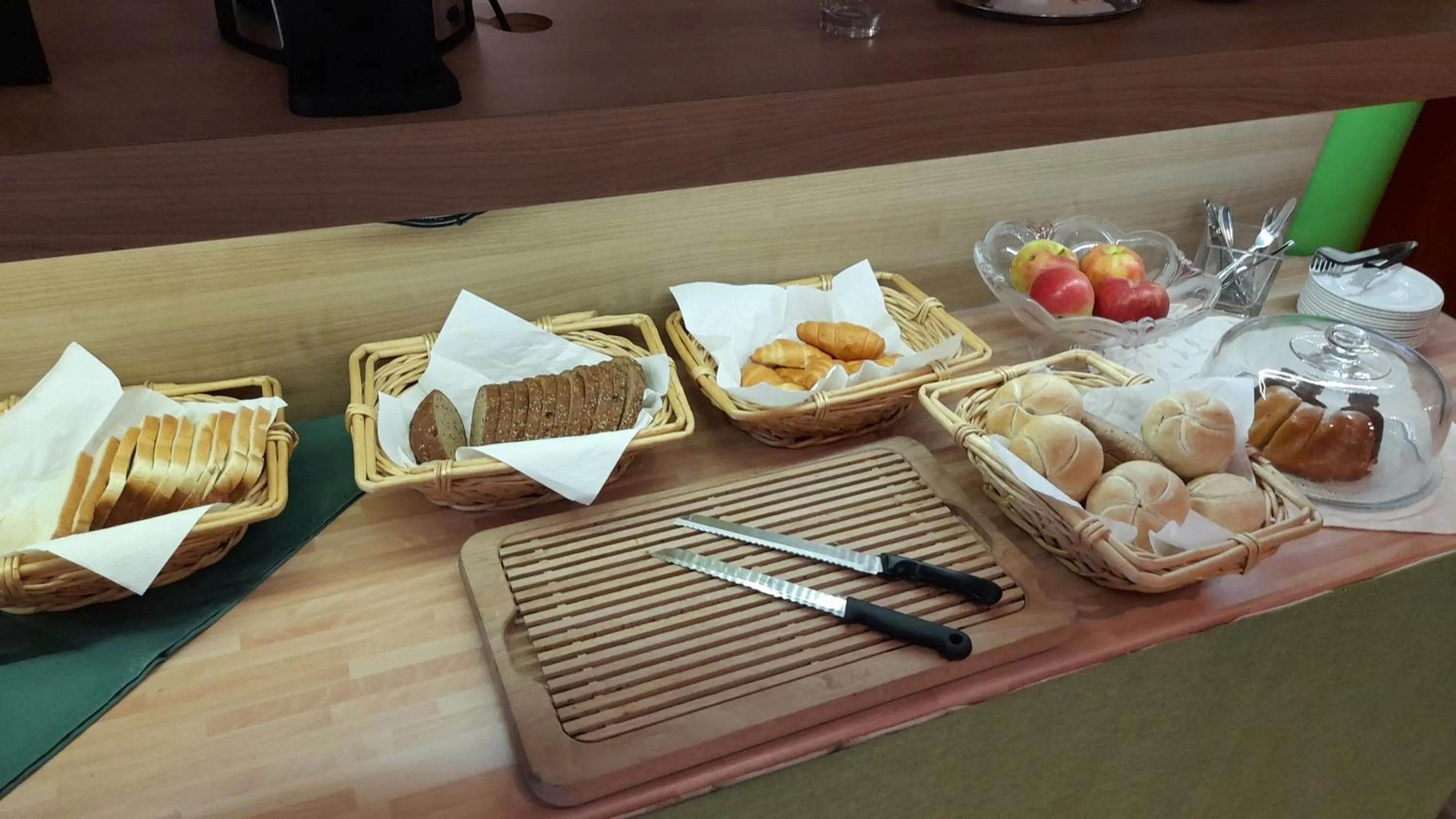 Breakfast in Jasmin Privatzimmer