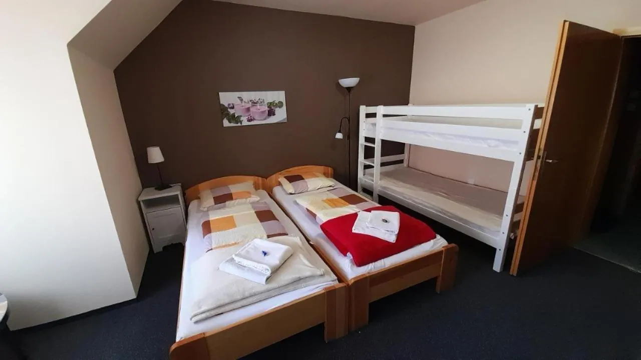 Bed in Jasmin Privatzimmer