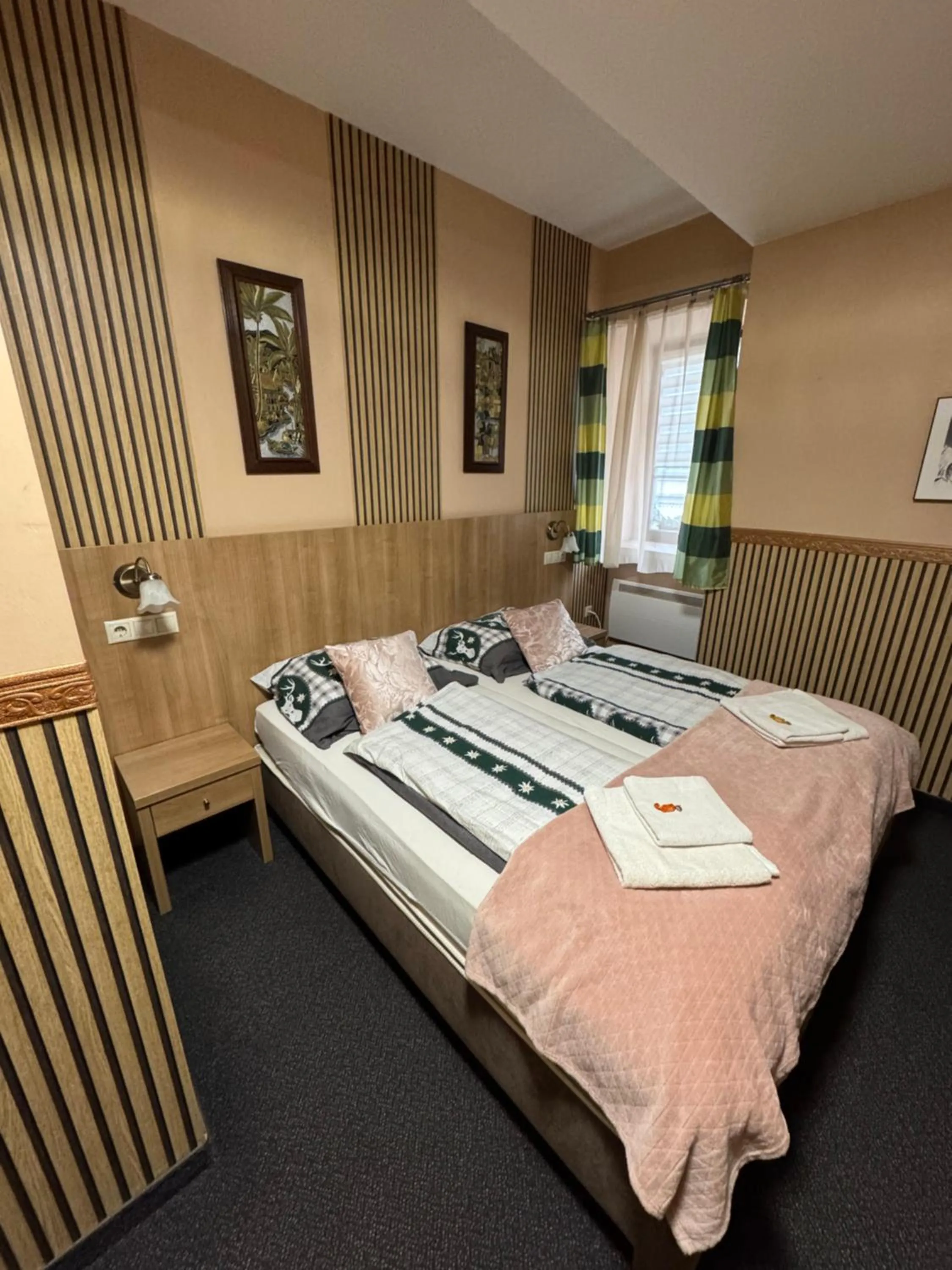 Bed in Jasmin Privatzimmer