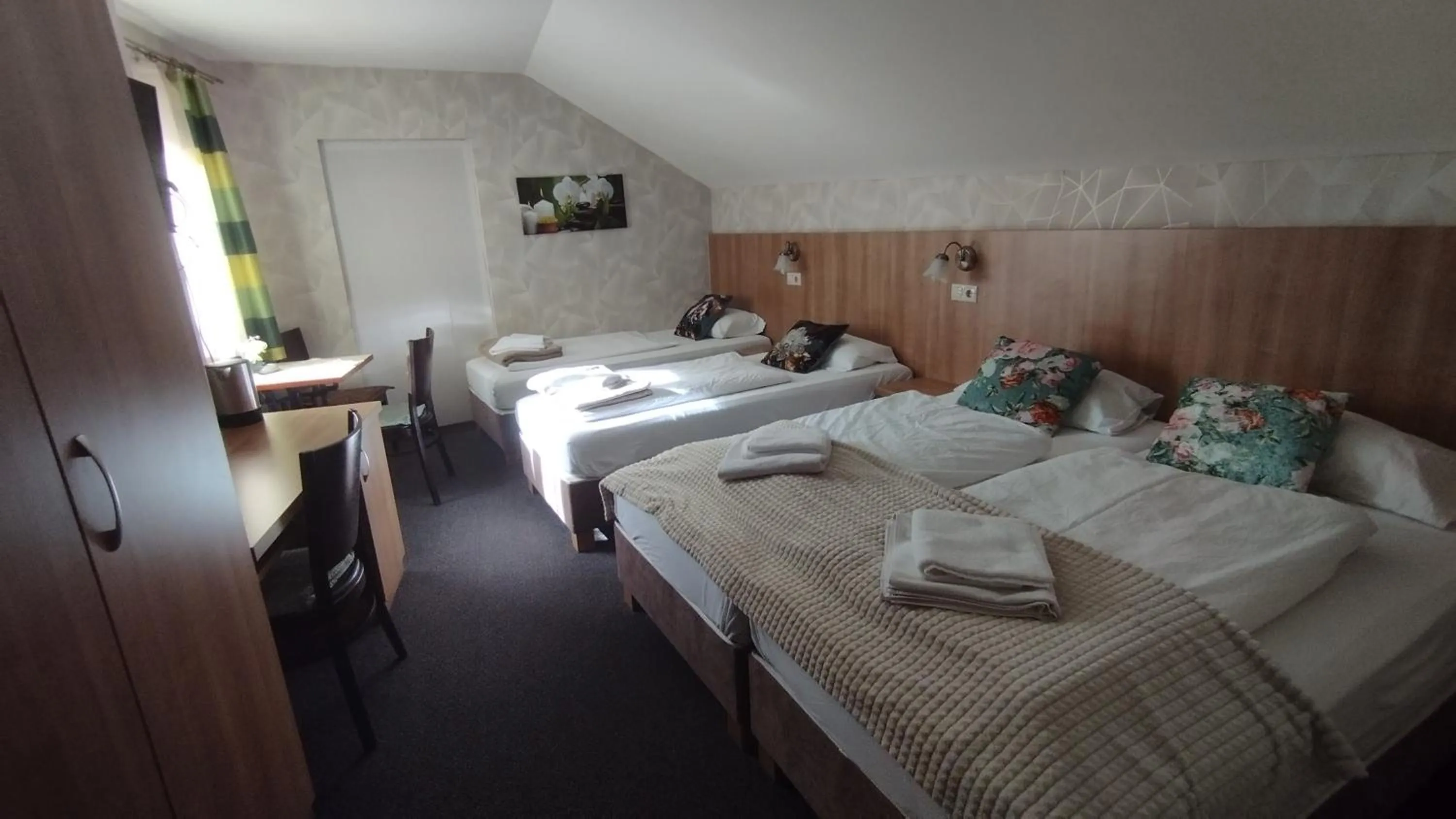 View (from property/room), Bed in Jasmin Privatzimmer