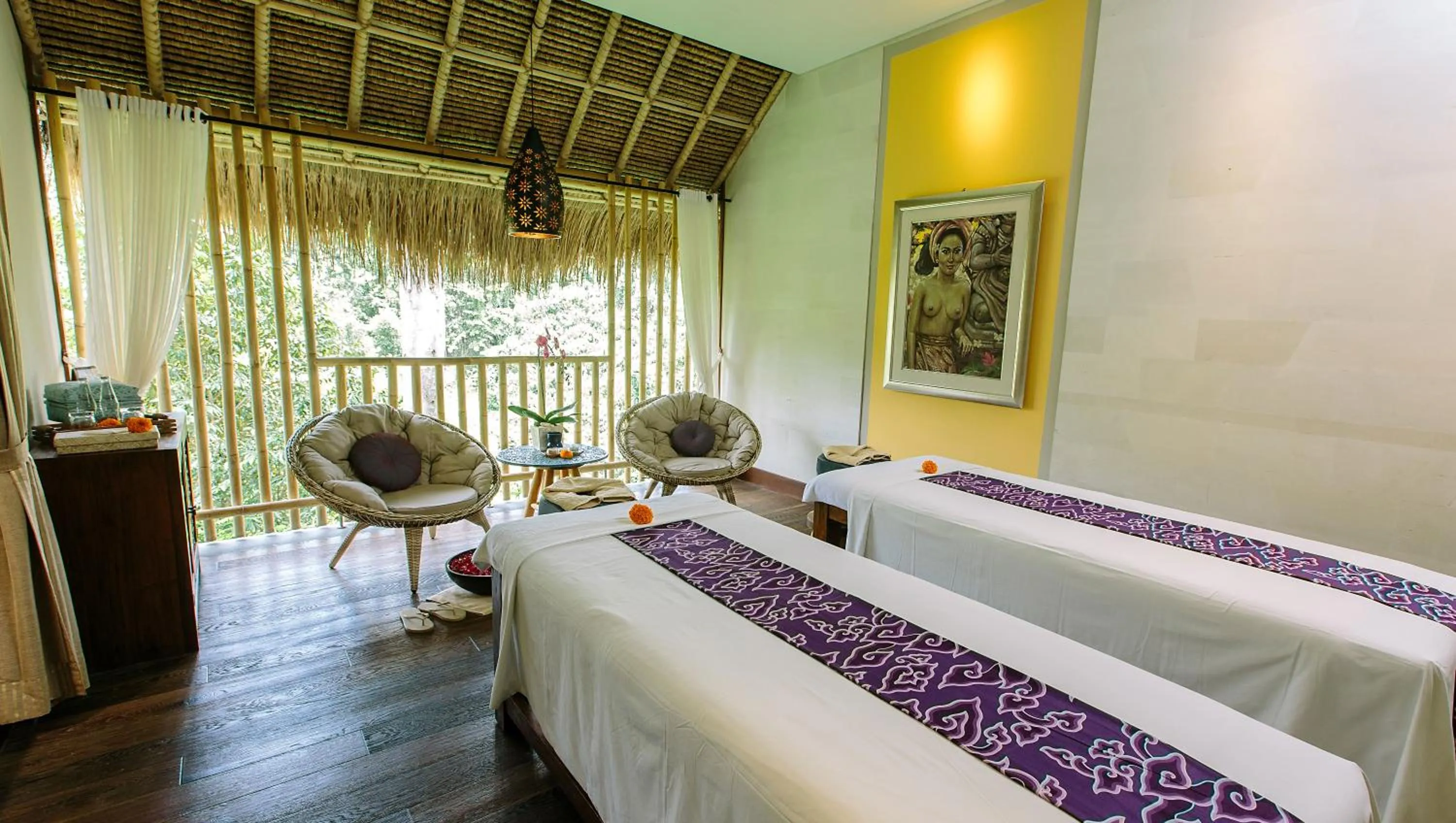 Massage, Bed in Tejaprana Resort & Spa