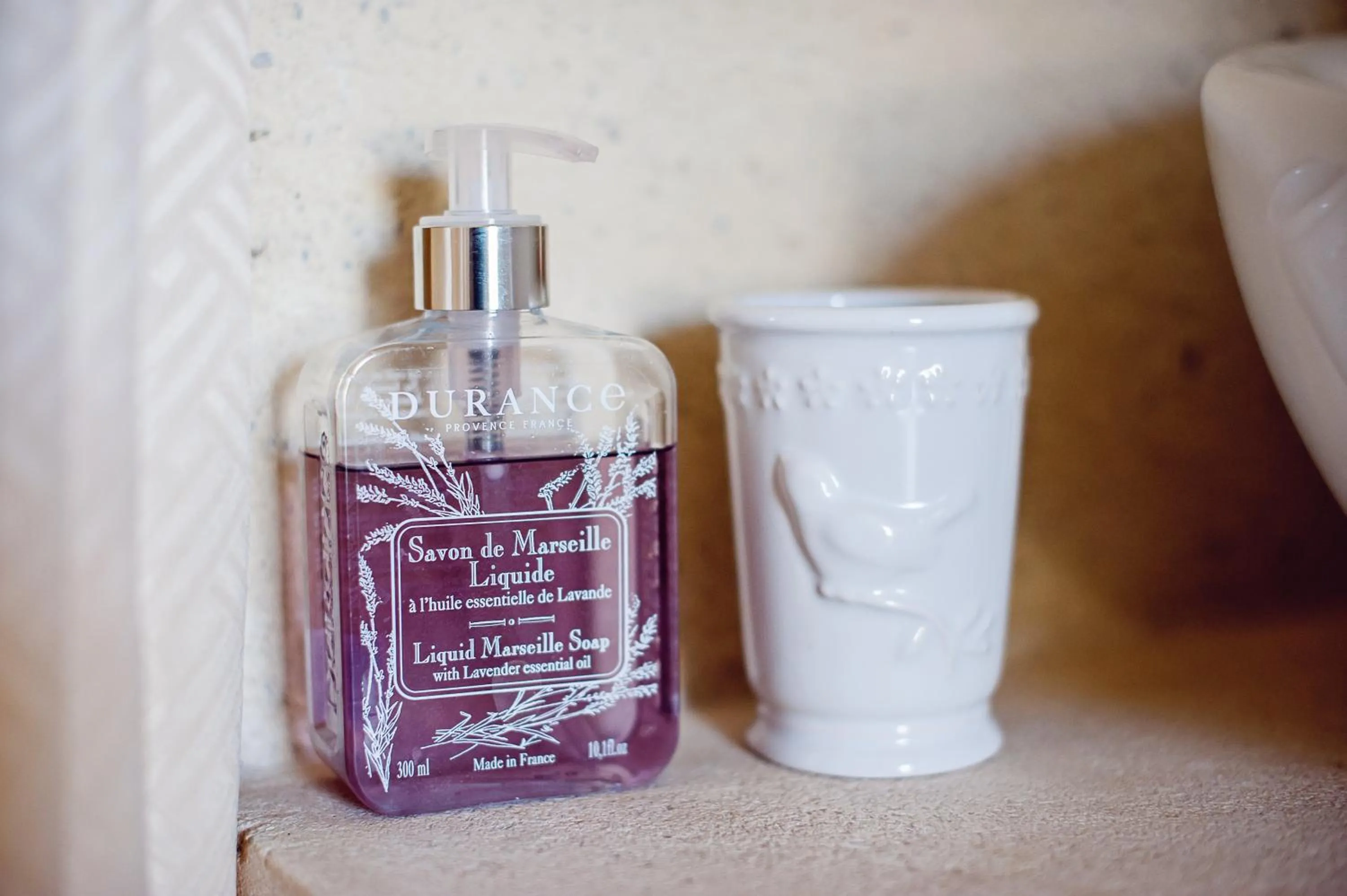 Decorative detail in Les Champs de Provence