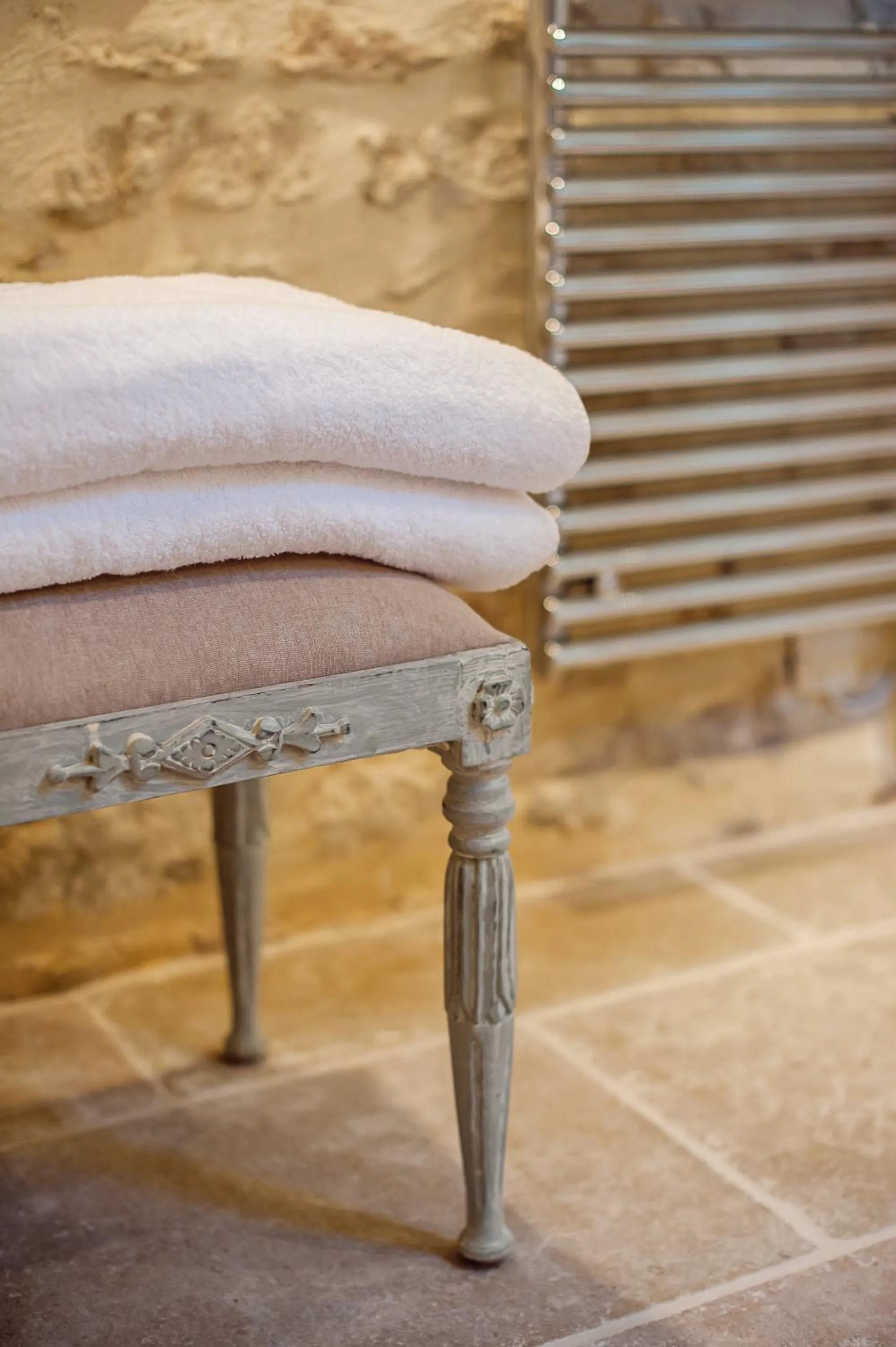 Decorative detail in Les Champs de Provence