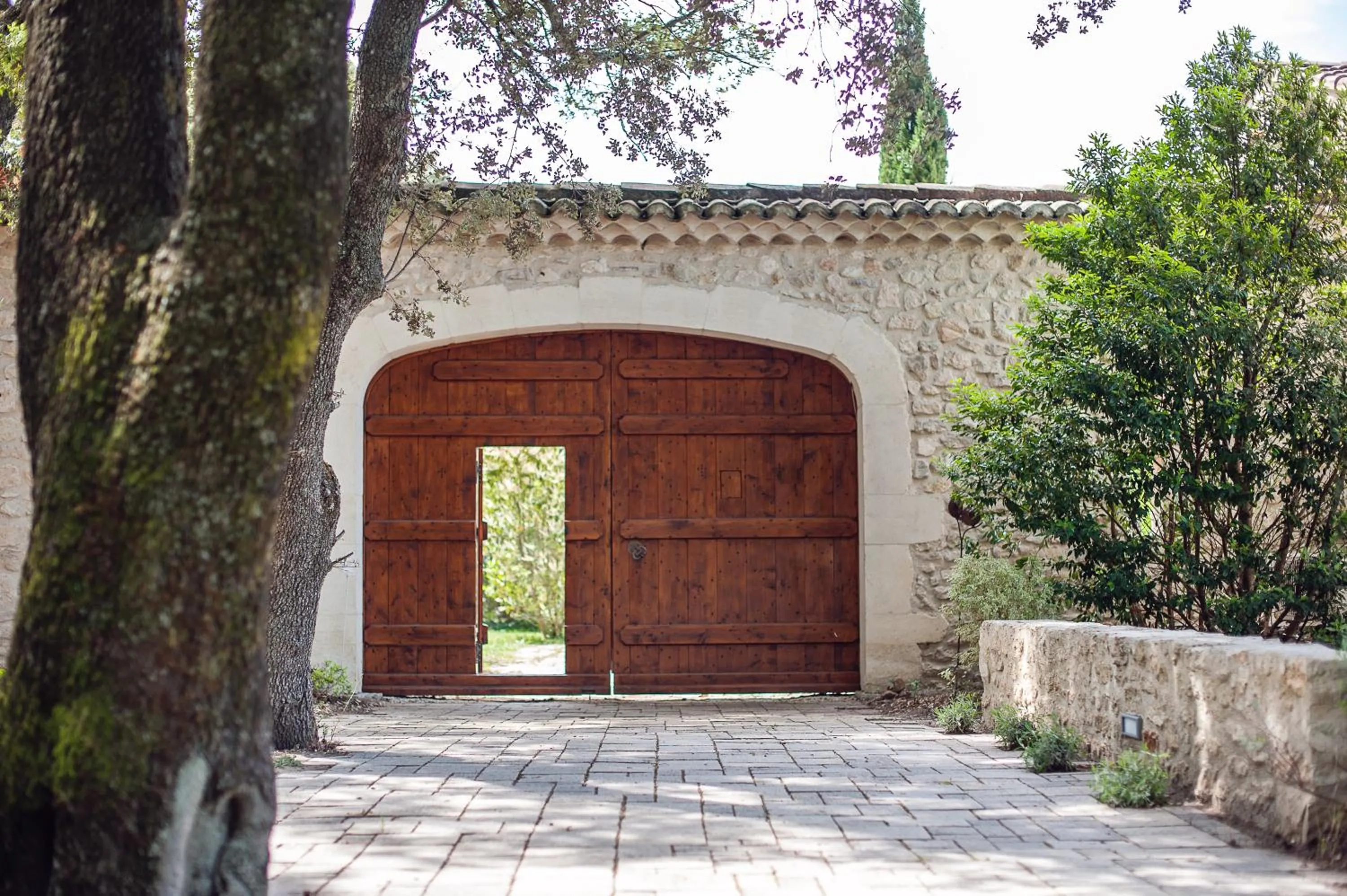 Facade/entrance in Les Champs de Provence