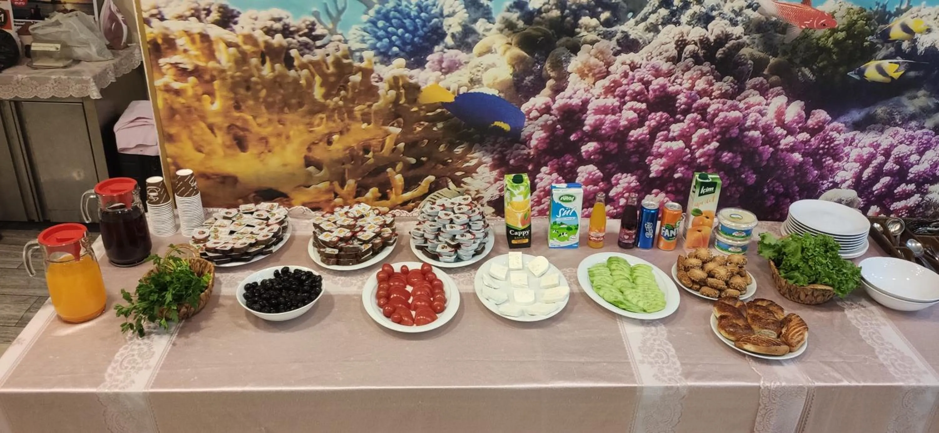 Food and drinks in Seyri Istanbul Hotel