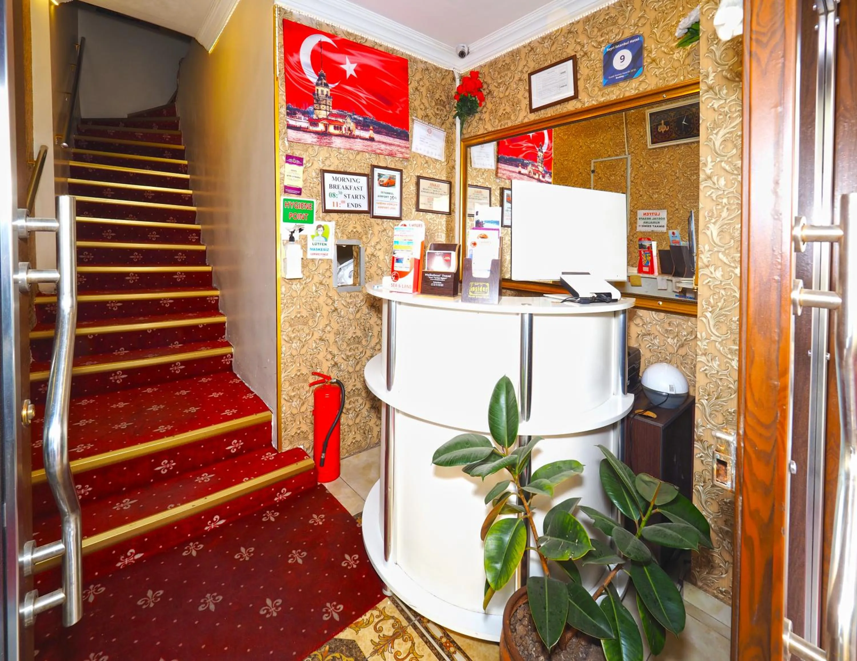 Lobby or reception in Seyri Istanbul Hotel
