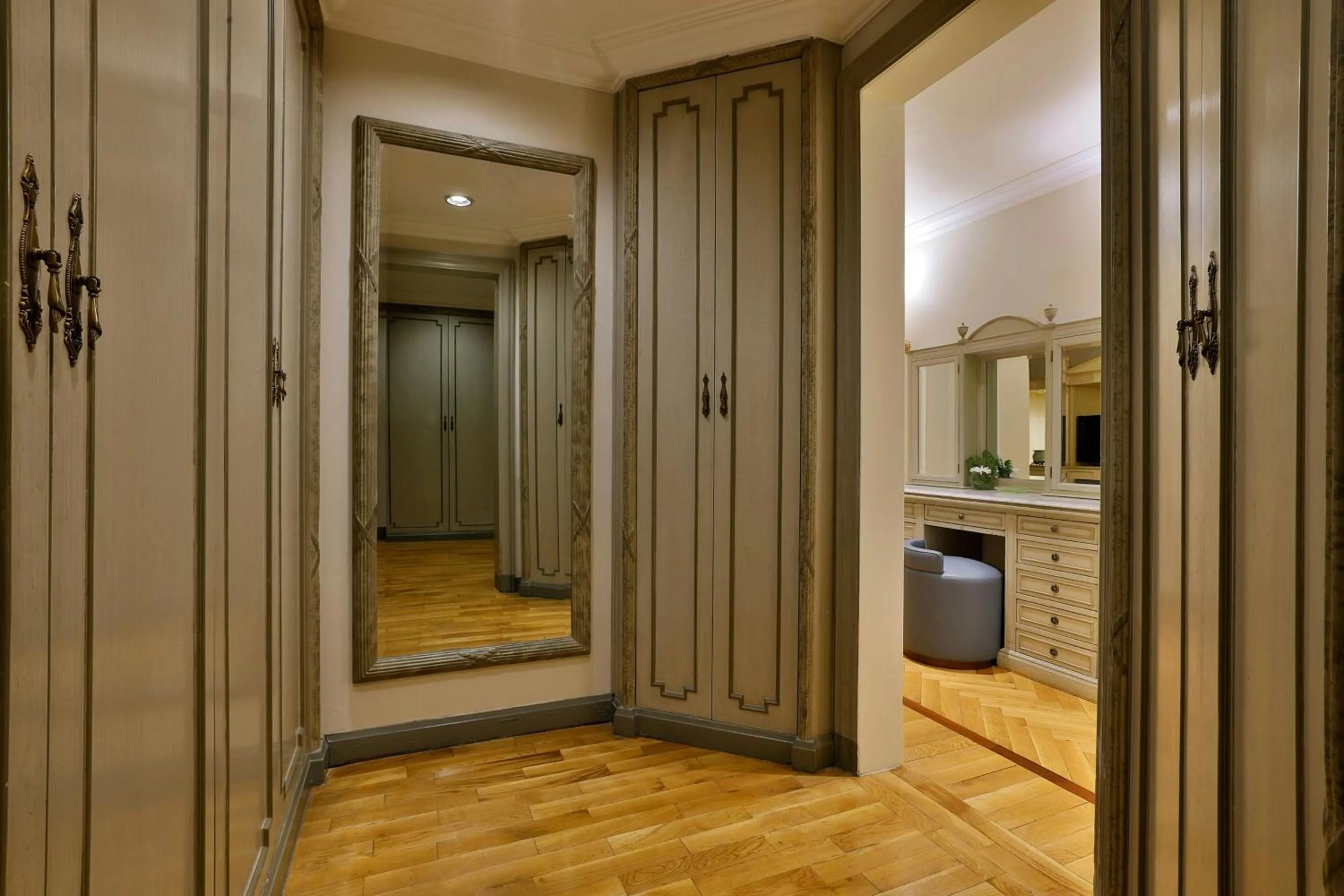 Photo of the whole room in JW Marriott Hotel Cairo