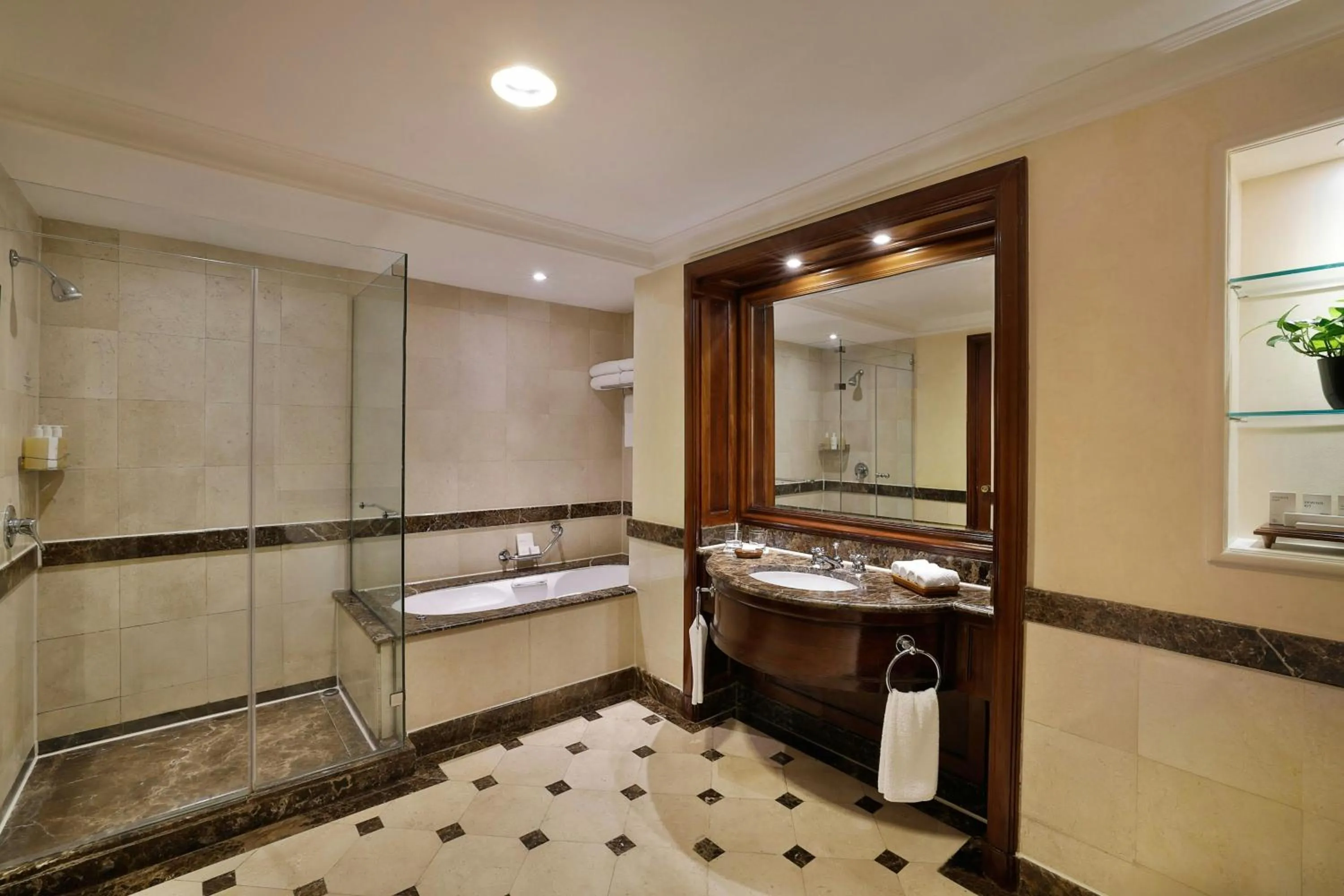 Bathroom in JW Marriott Hotel Cairo