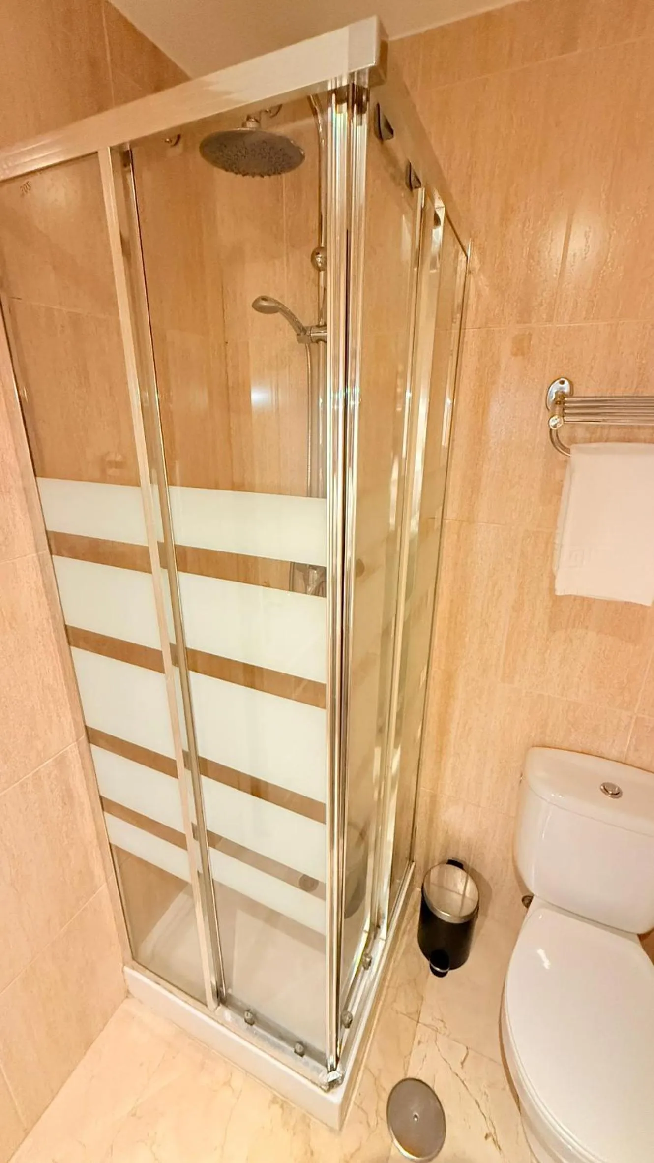 Bathroom in Fan Flat Mariscal