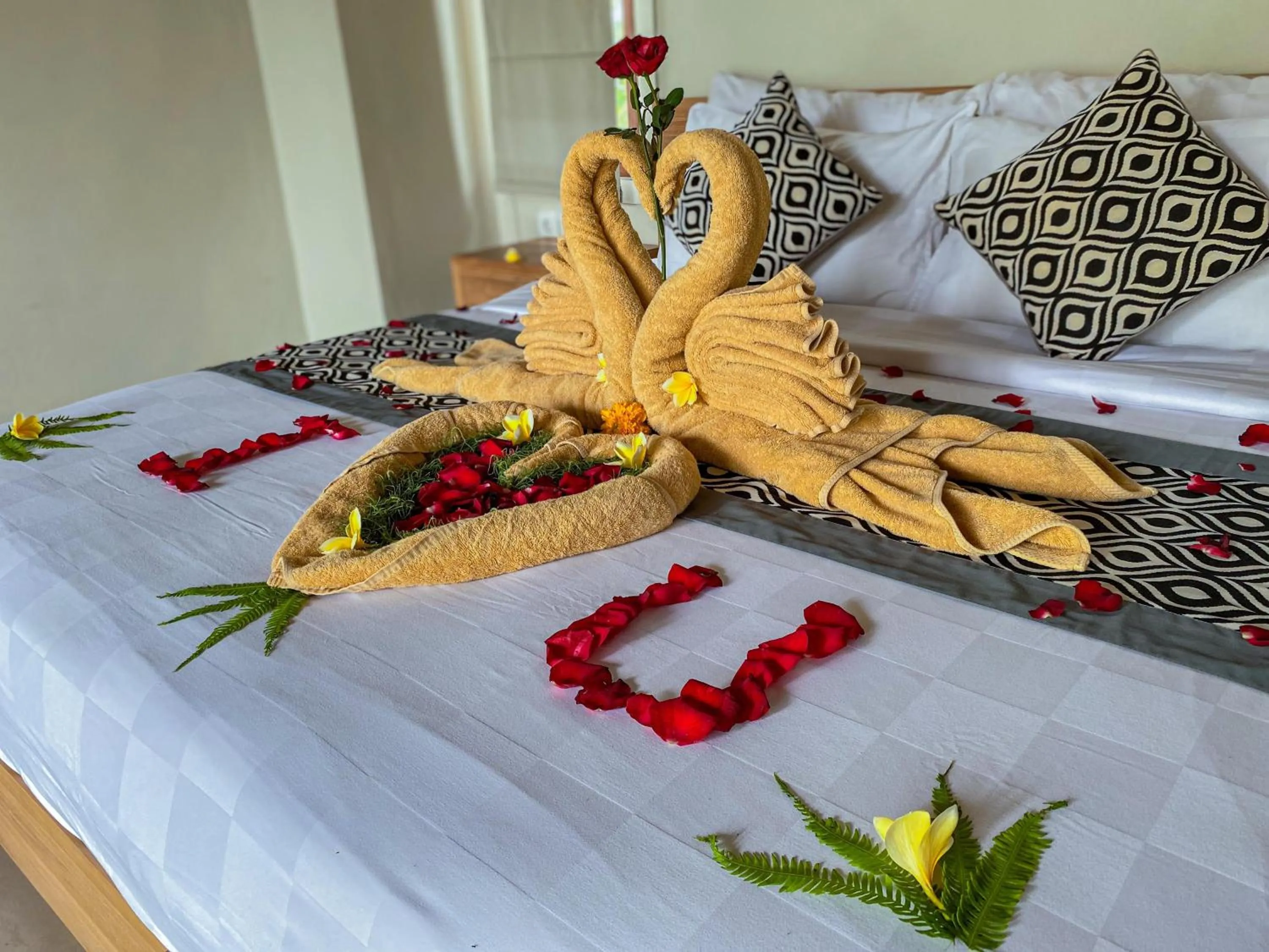 Decorative detail, Bed in Masia Villa Ubud