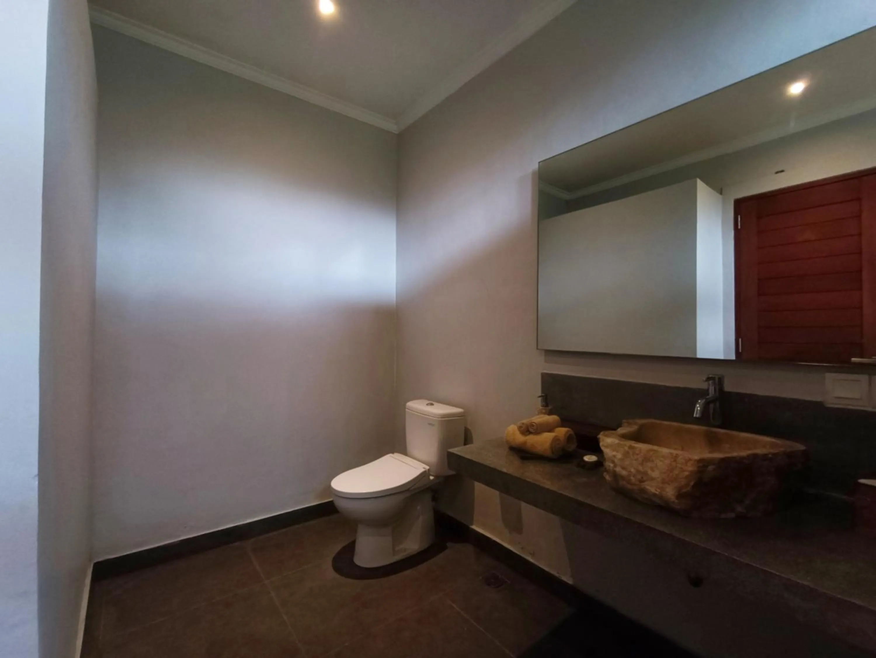 Toilet in Masia Villa Ubud