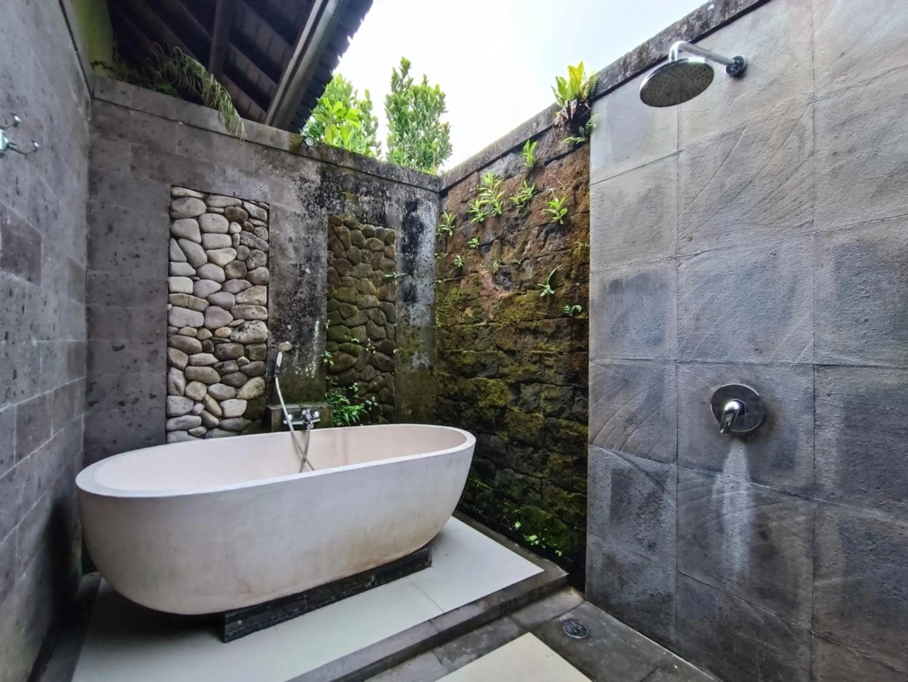 Bathroom in Masia Villa Ubud