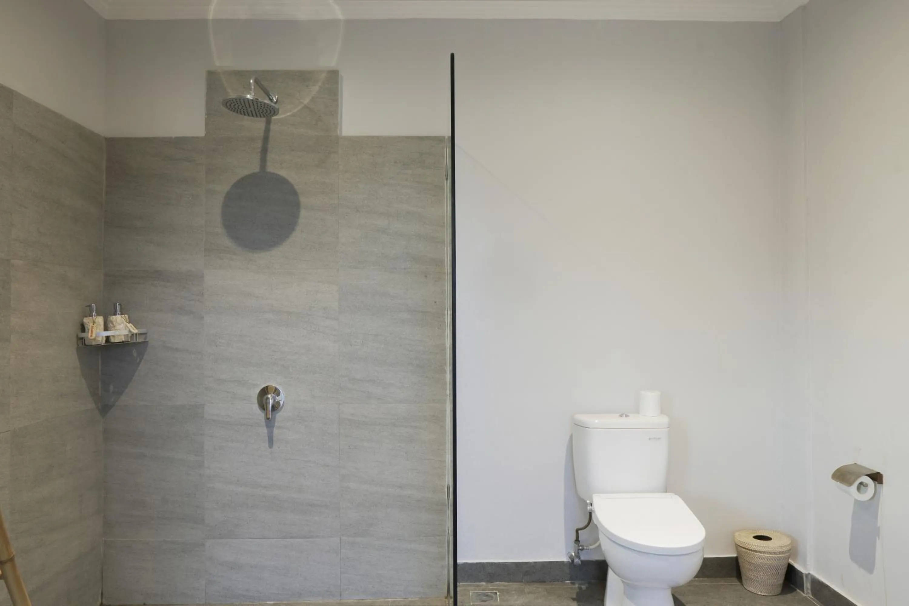 Shower in Masia Villa Ubud