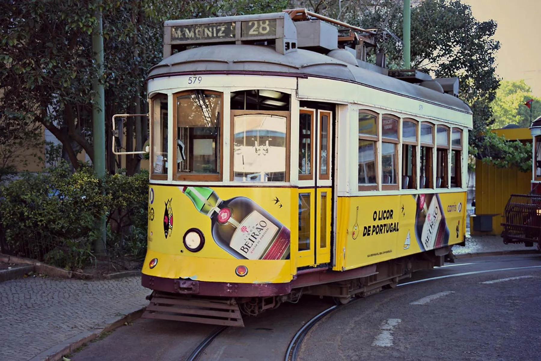 Other in lisbon Home host